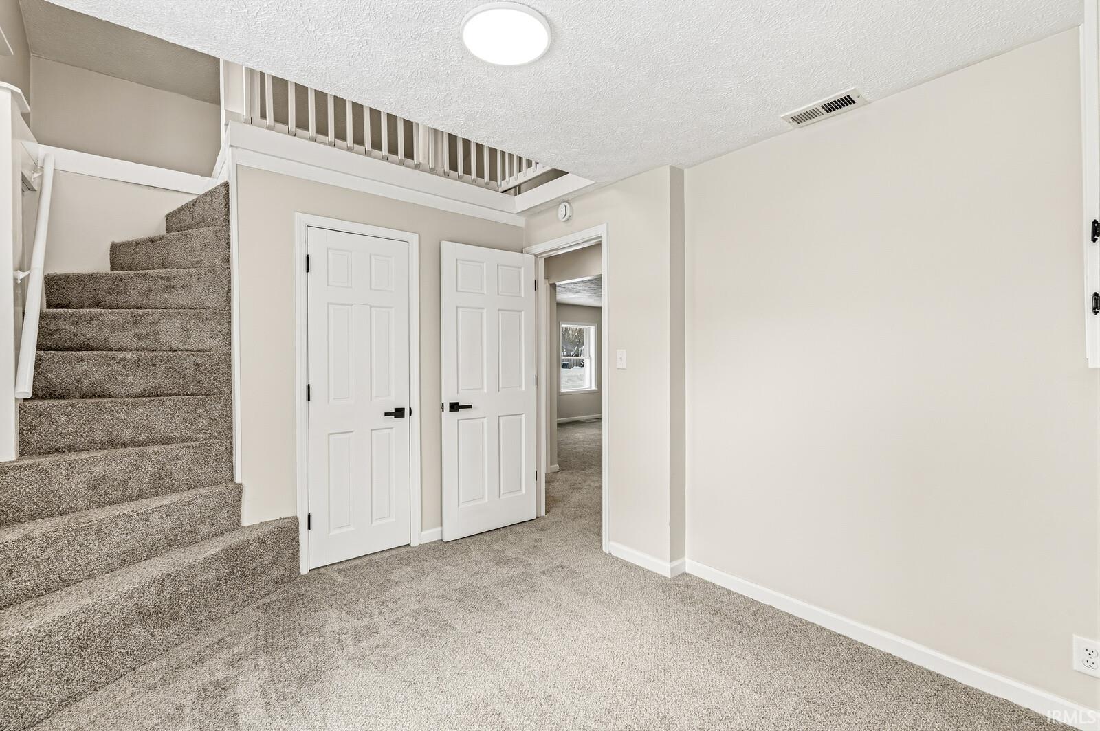 56660 Crescent Drive