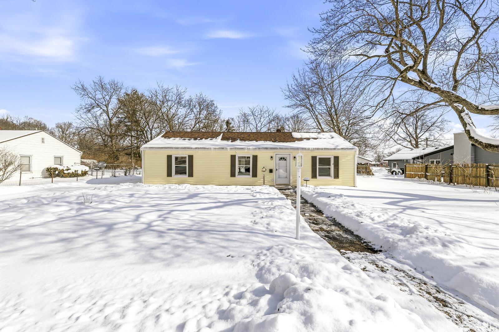 56660 Crescent Drive