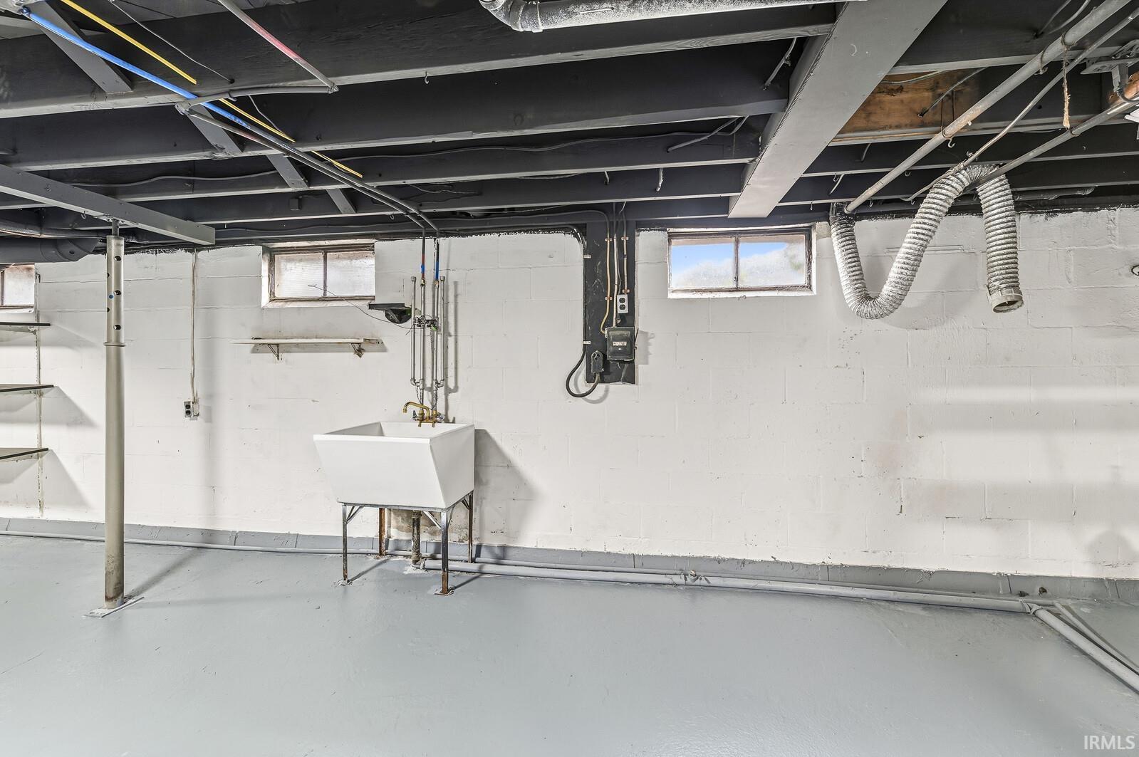 23457 Greenleaf Boulevard