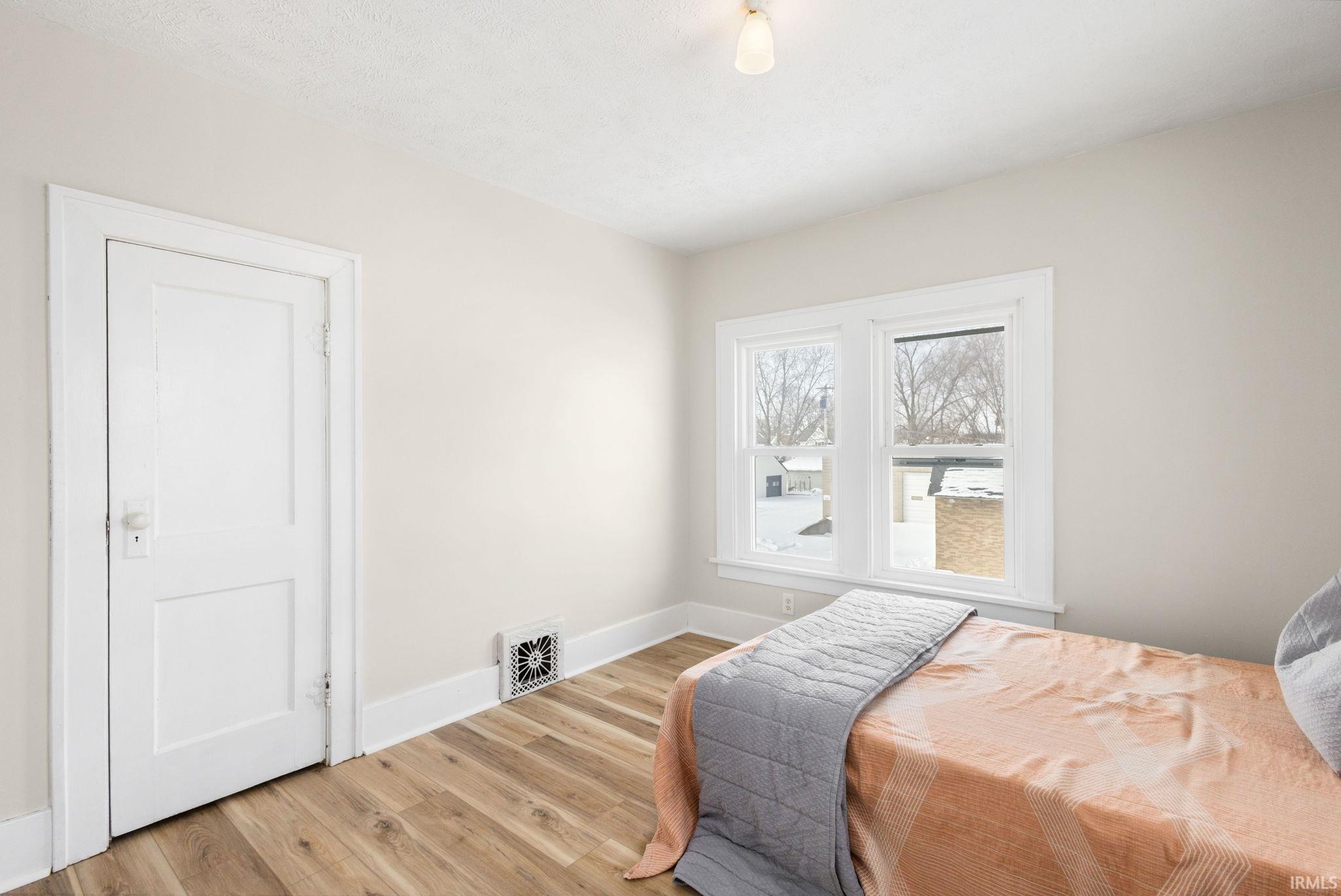 1016 Division Street