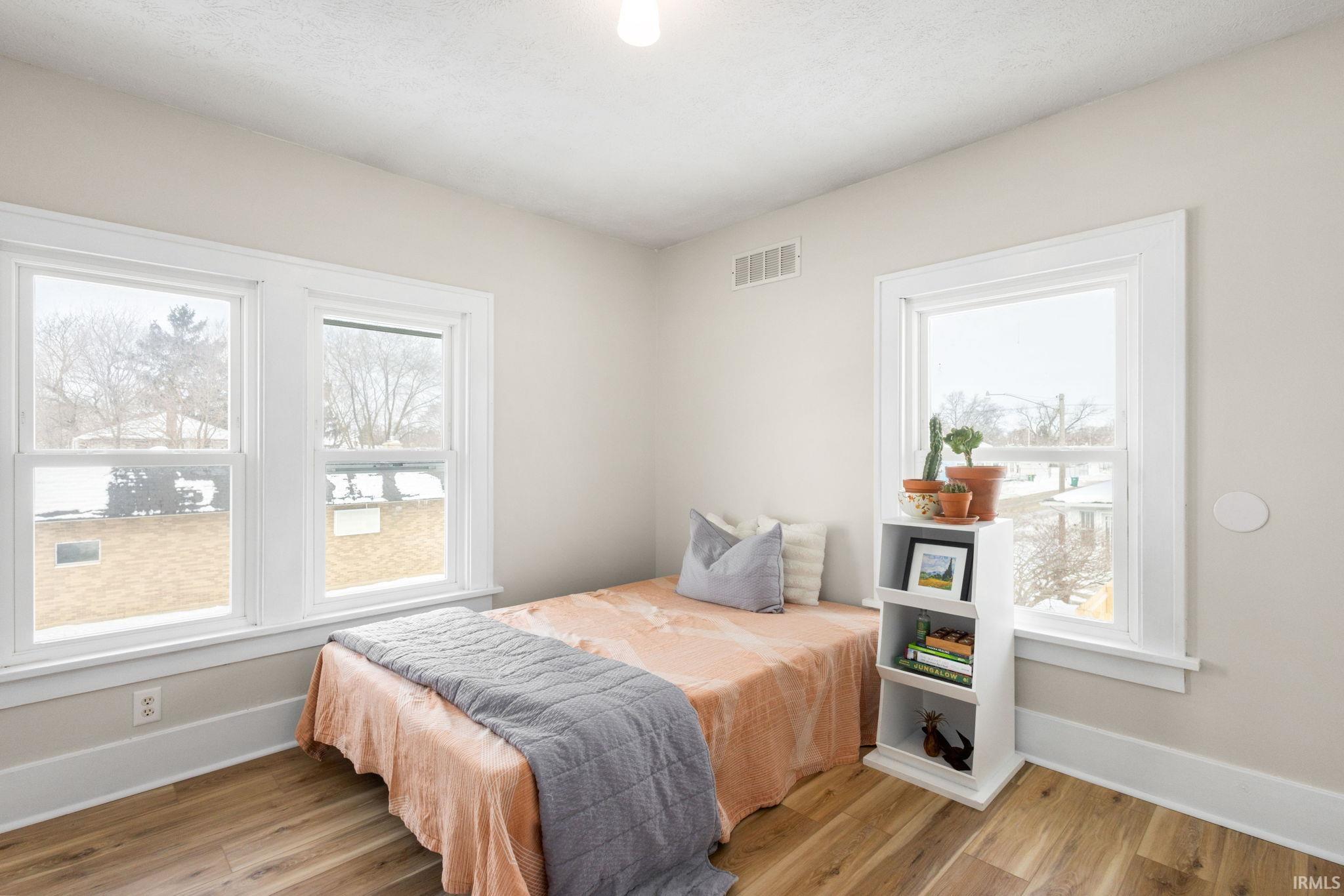 1016 Division Street