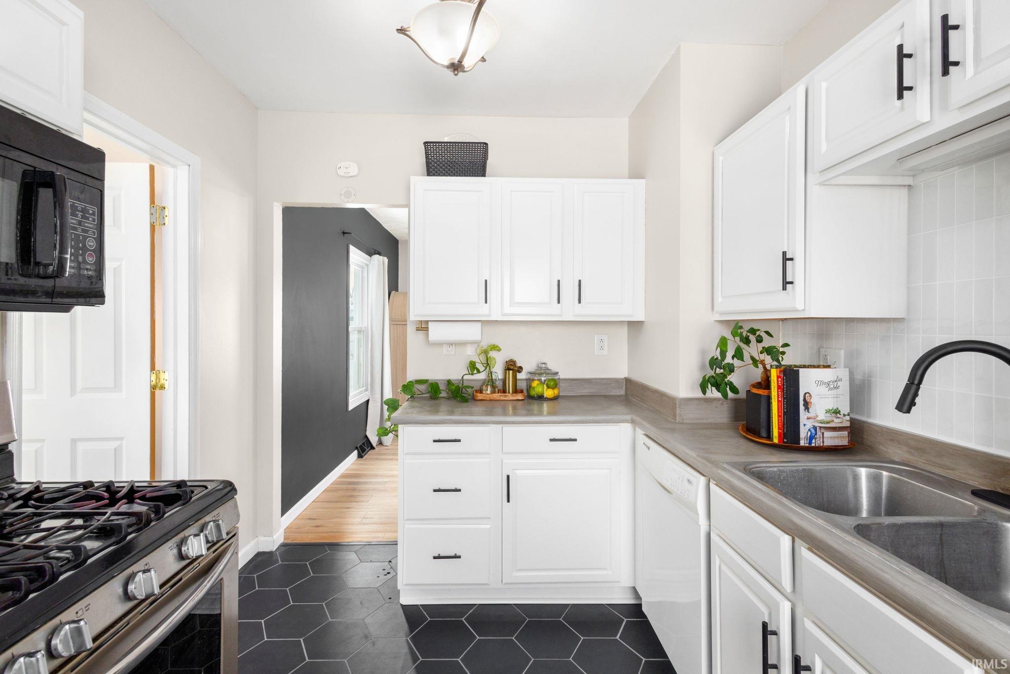 1016 Division Street