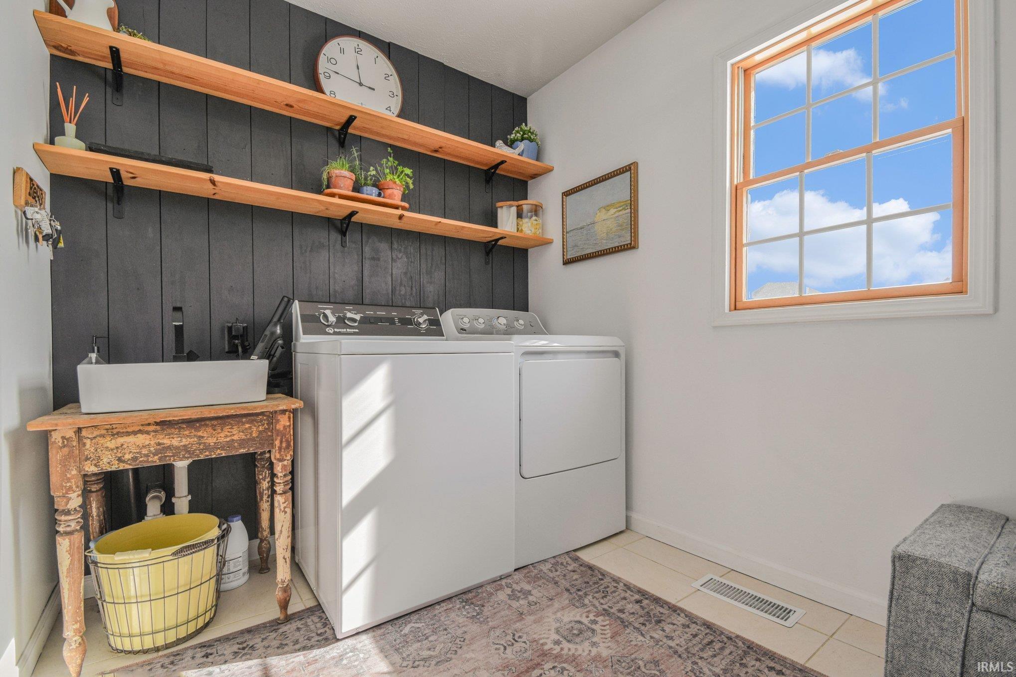 5682 Yellow Wood Drive