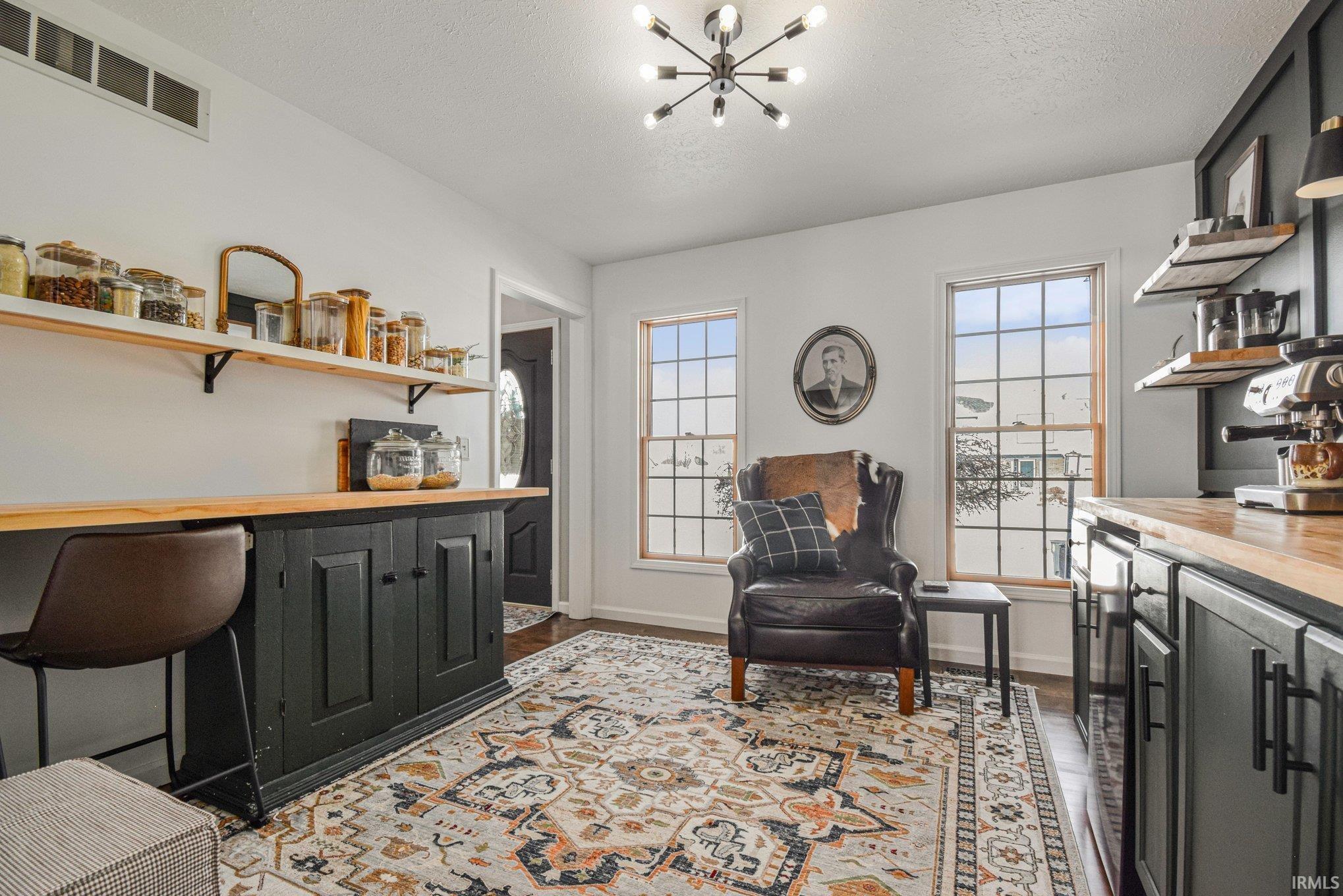 5682 Yellow Wood Drive