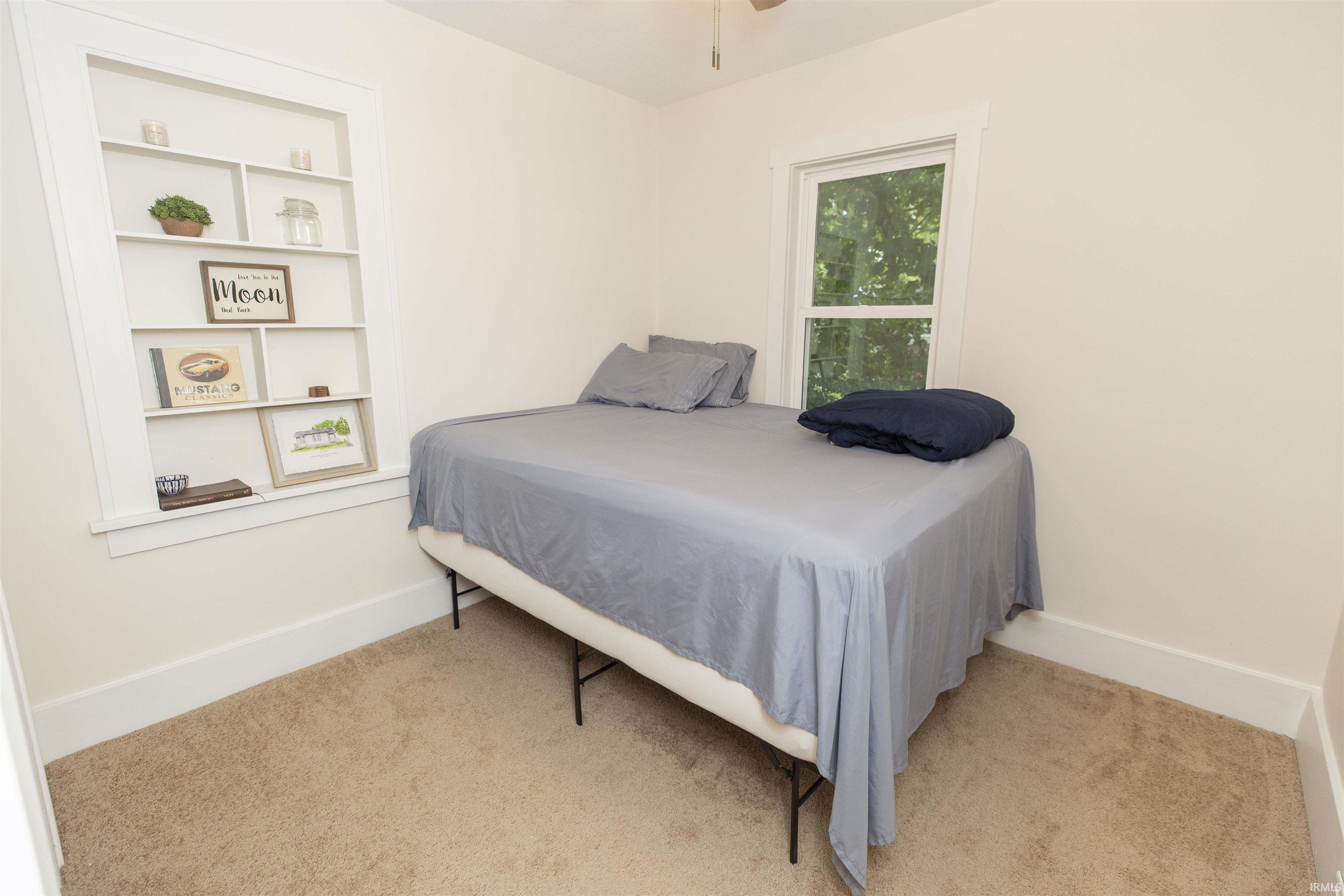 214 E Woodside Street