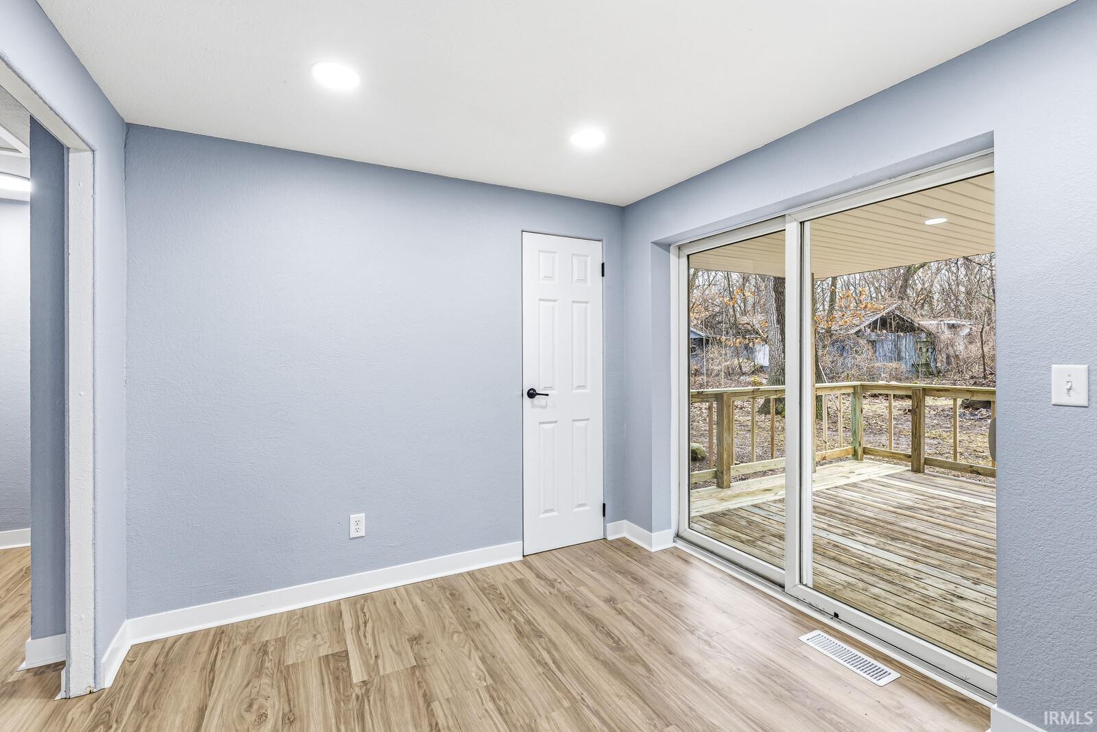 55345 Hollywood Boulevard