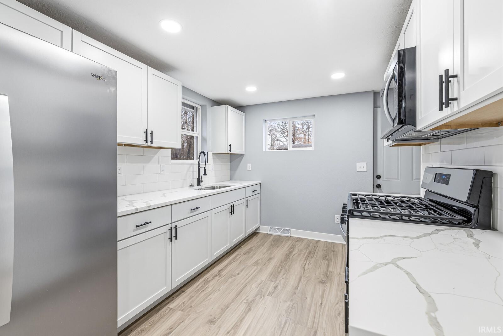 55345 Hollywood Boulevard