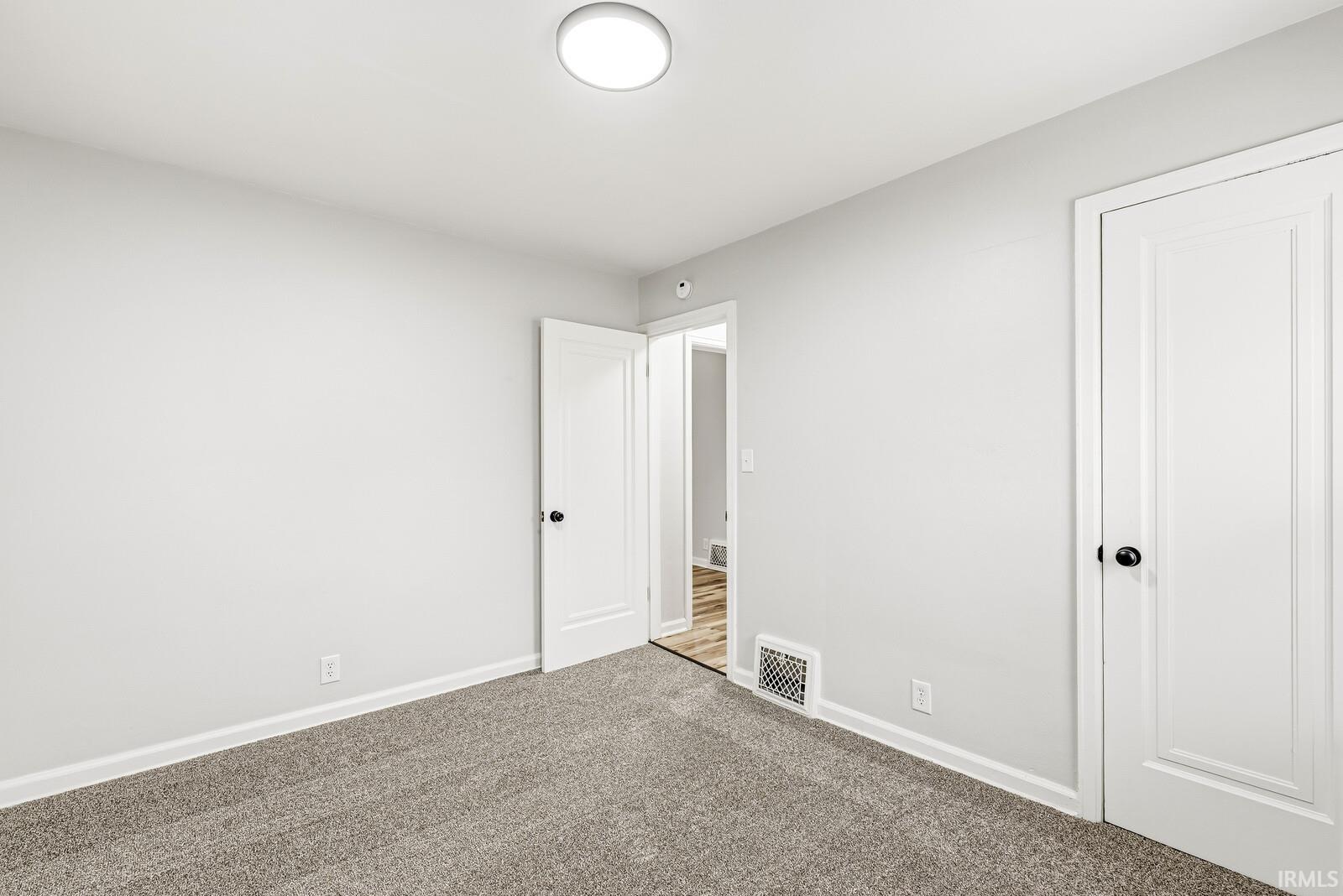 2022 Hollywood Place
