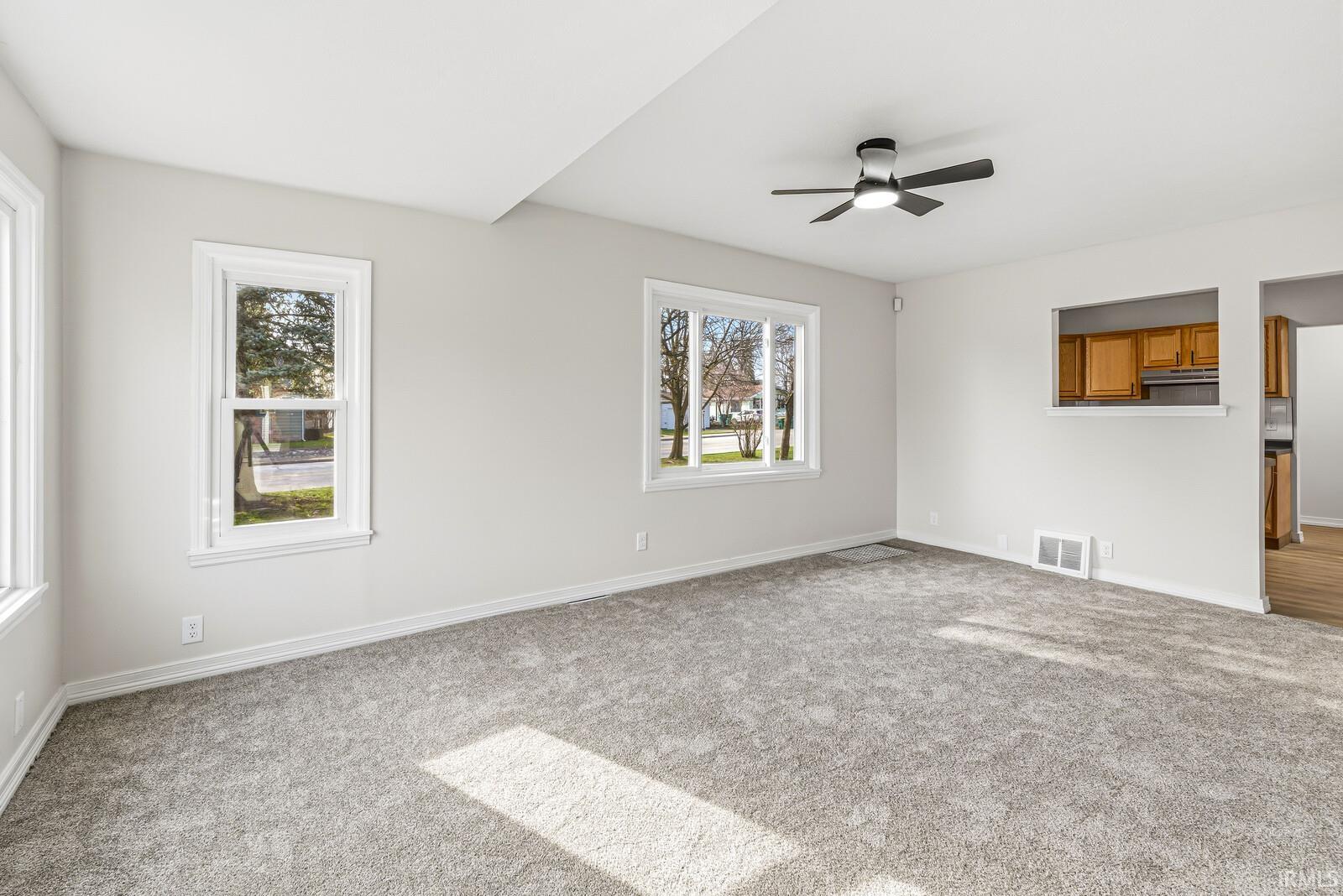 1002 E Broadway Street