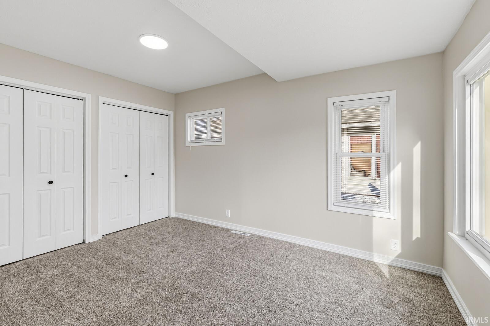 1002 E Broadway Street