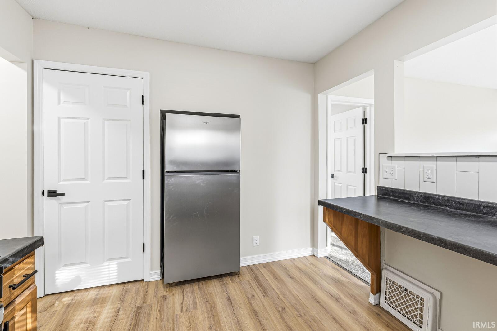 1002 E Broadway Street