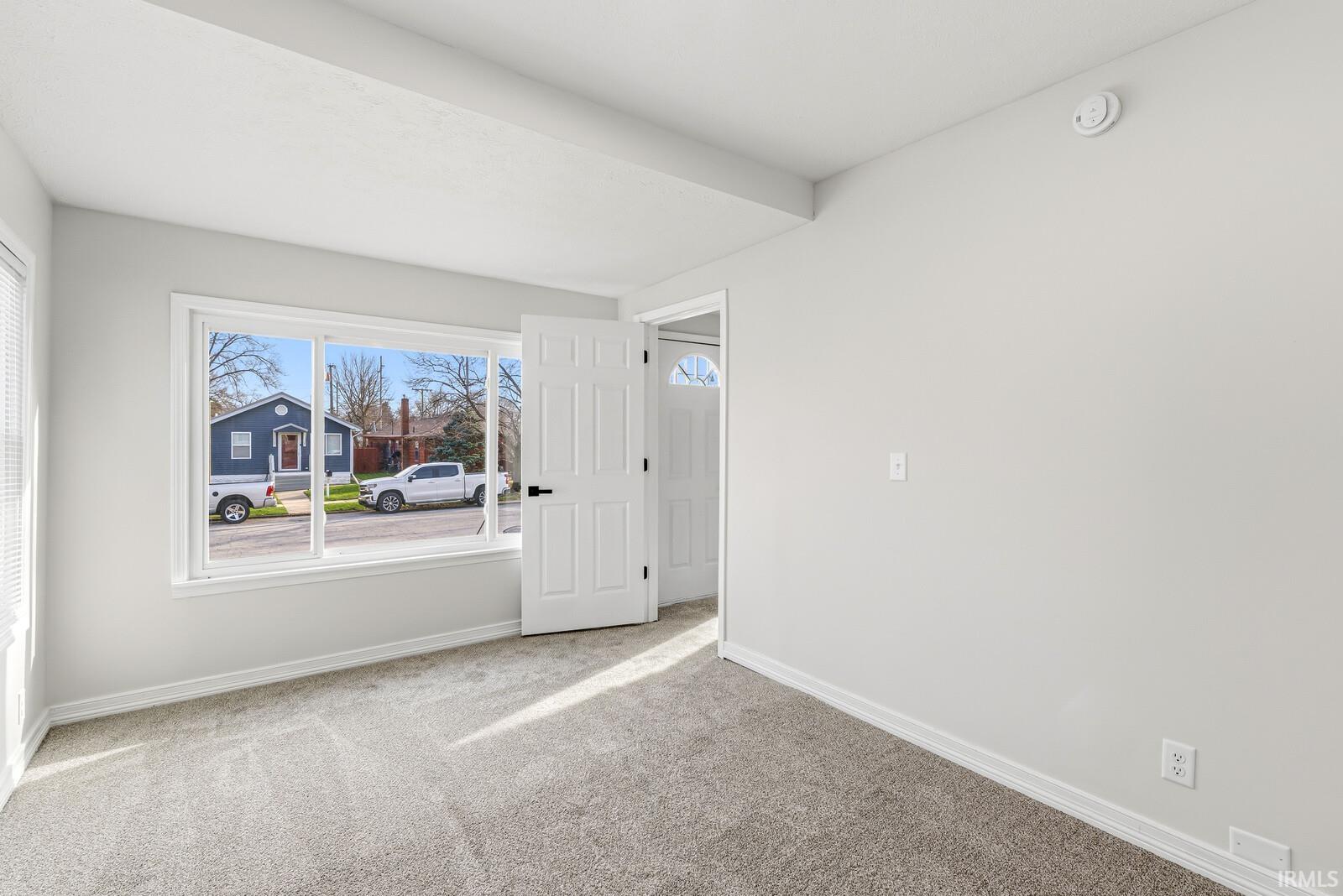 1002 E Broadway Street