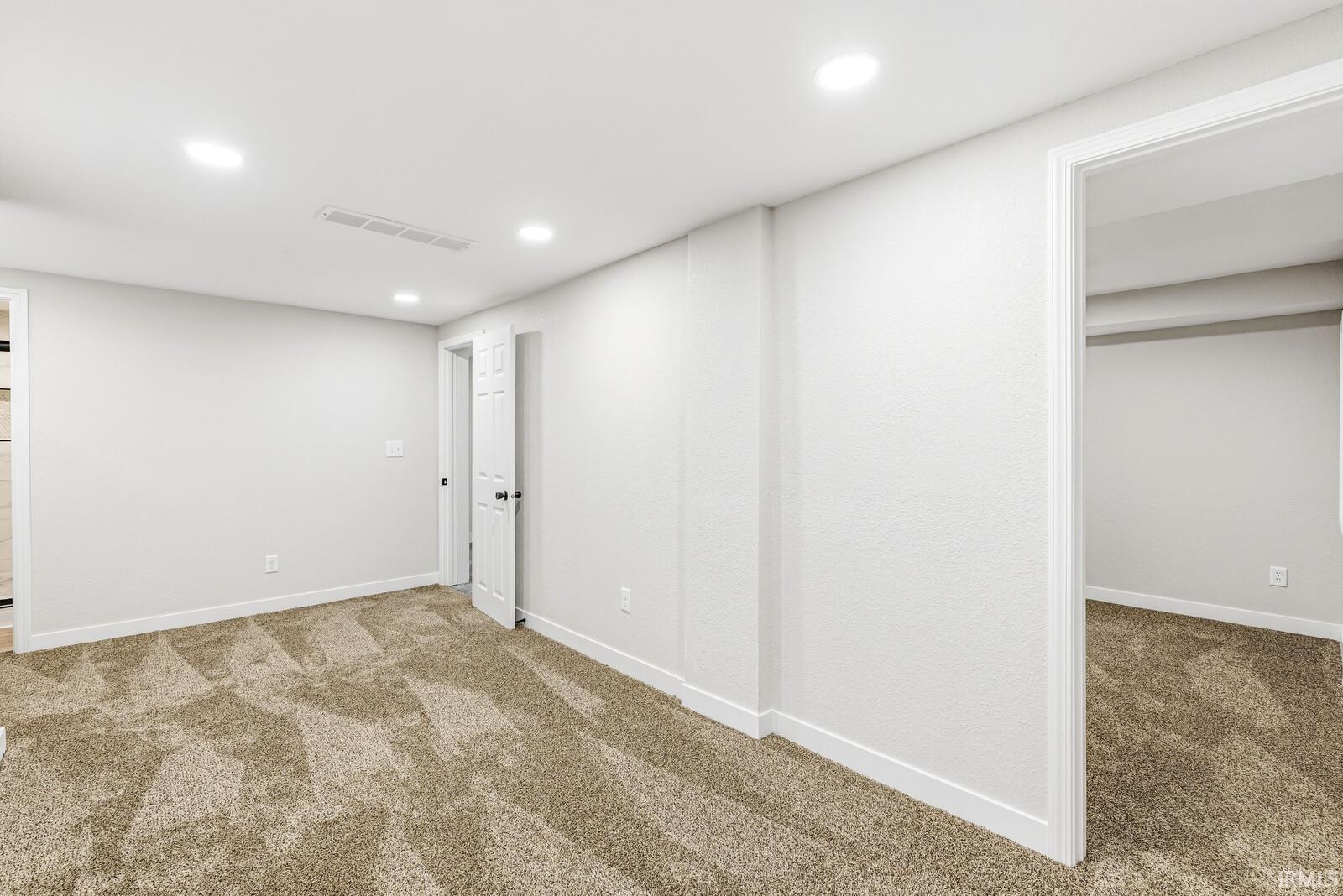 1150 Bresseau Street