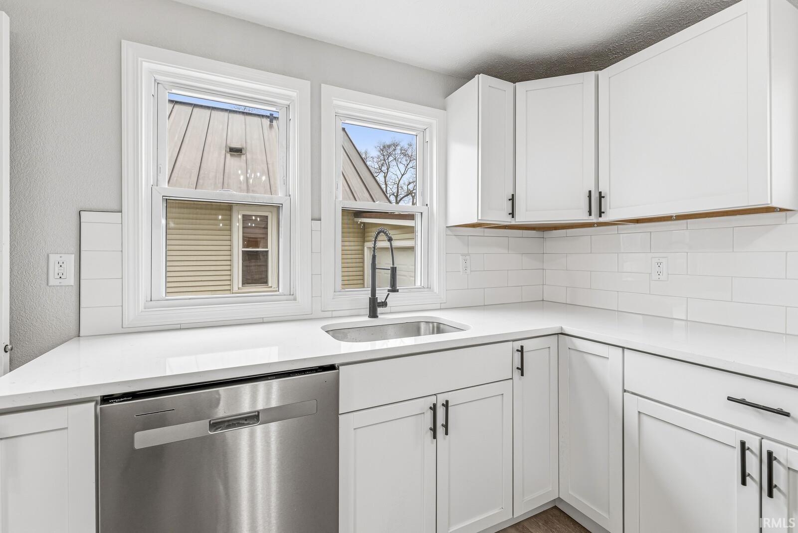 1150 Bresseau Street