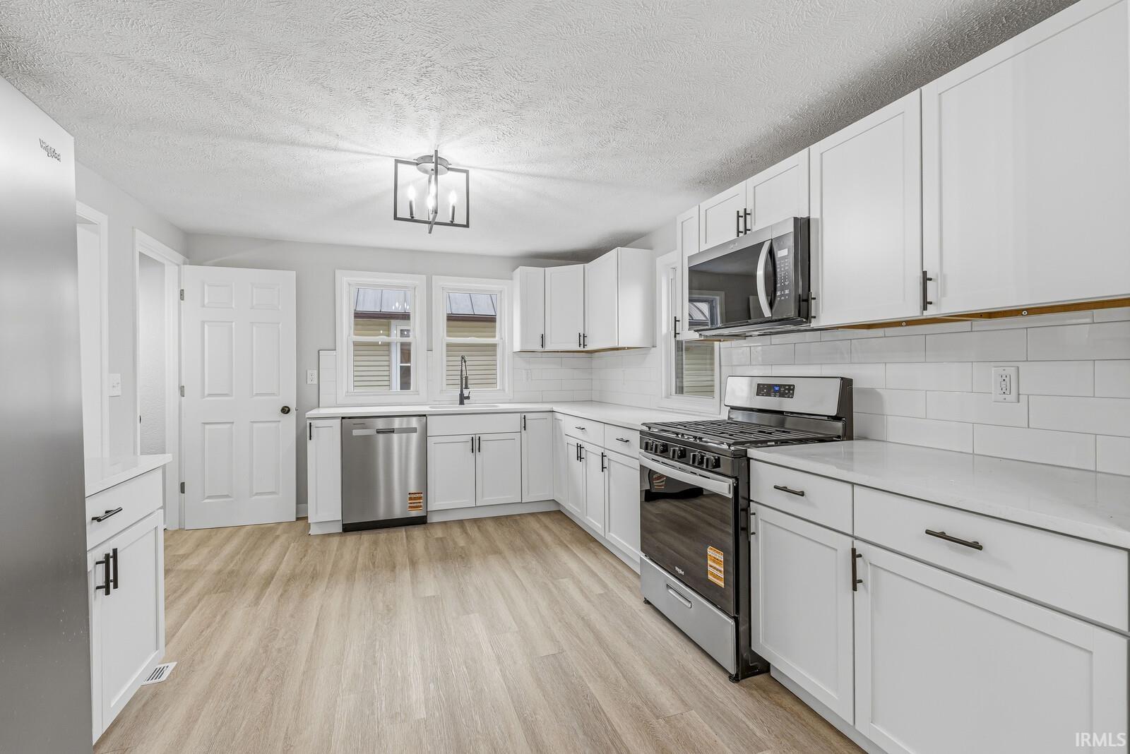 1150 Bresseau Street