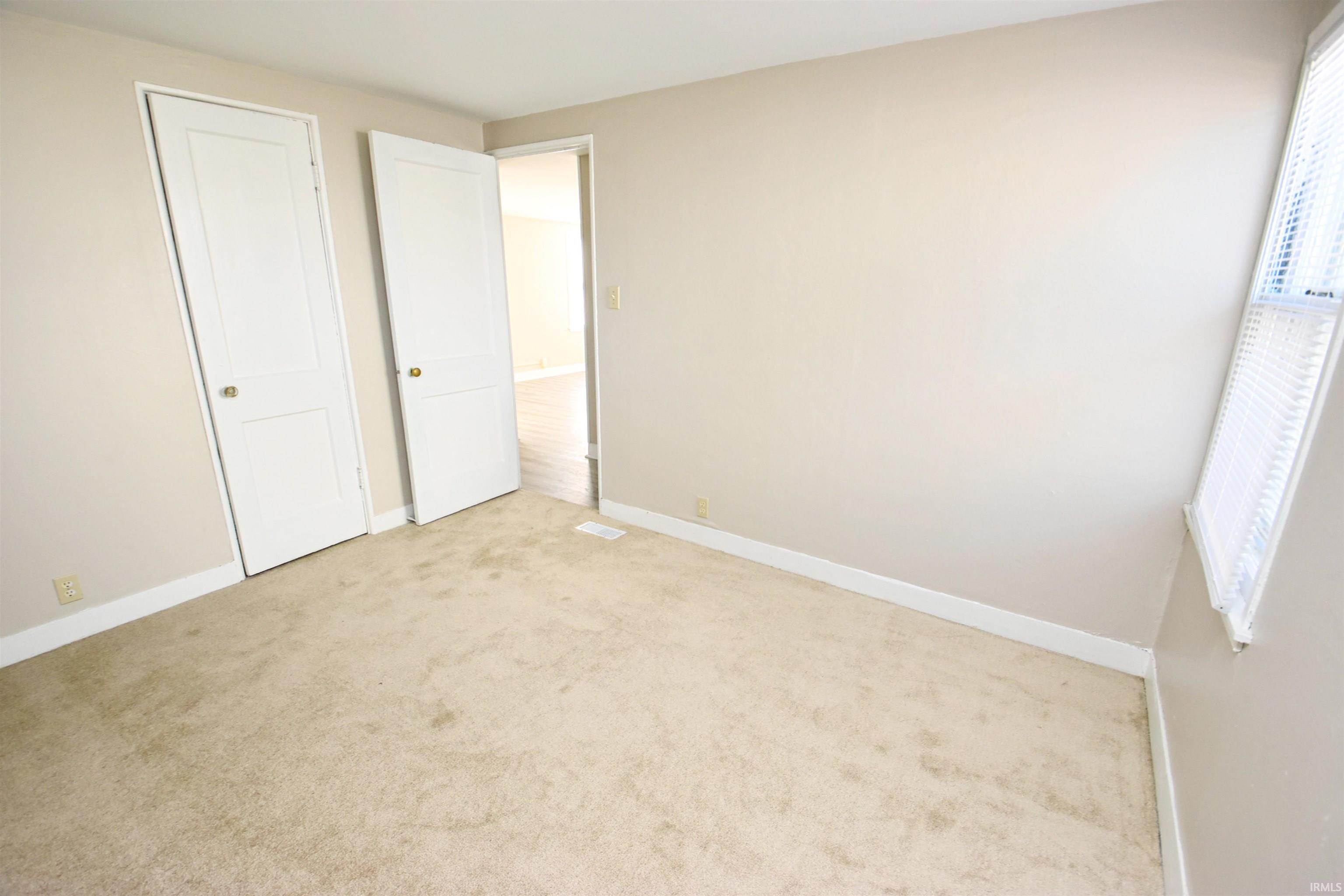 1629 E Bowman St Street