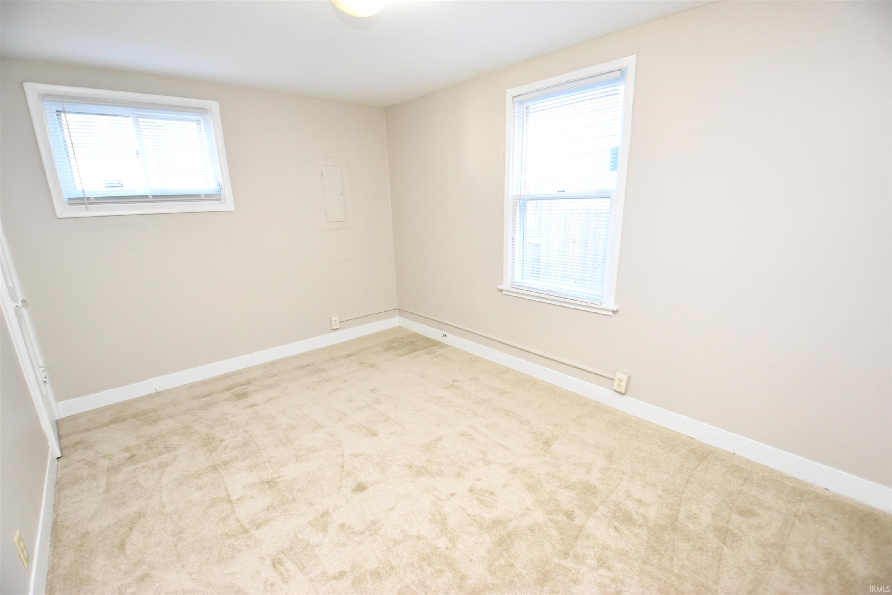 1629 E Bowman St Street