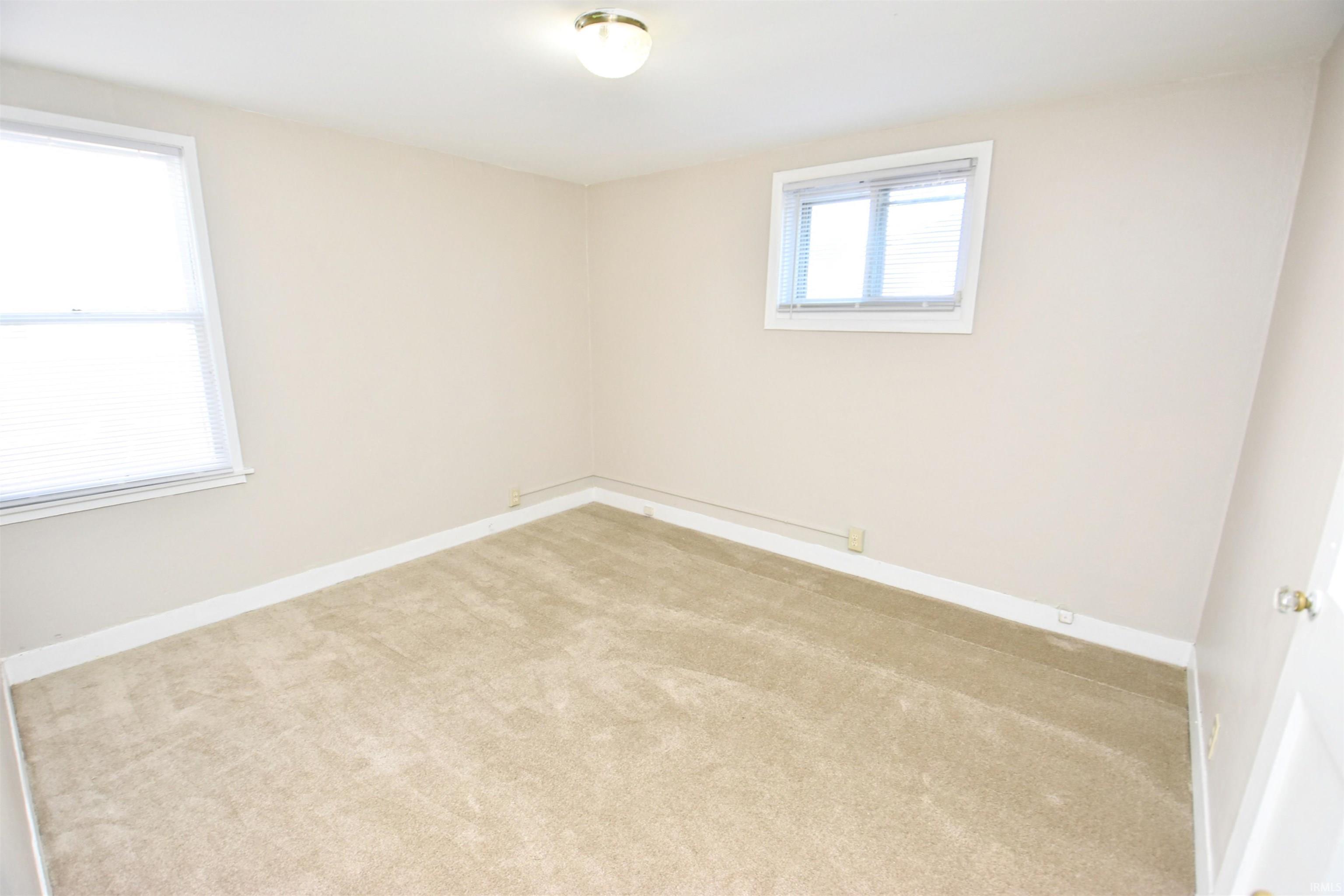 1629 E Bowman St Street