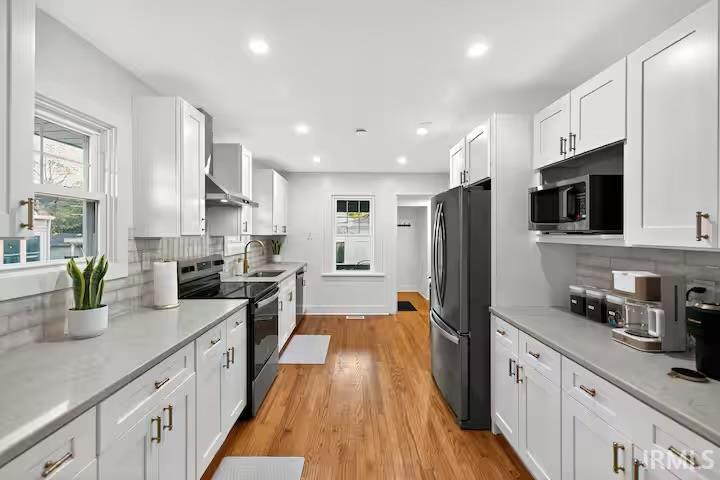 1933 Inglewood Place