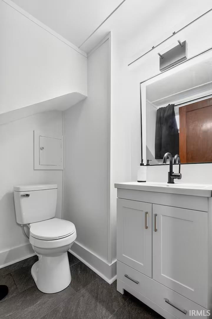 1933 Inglewood Place