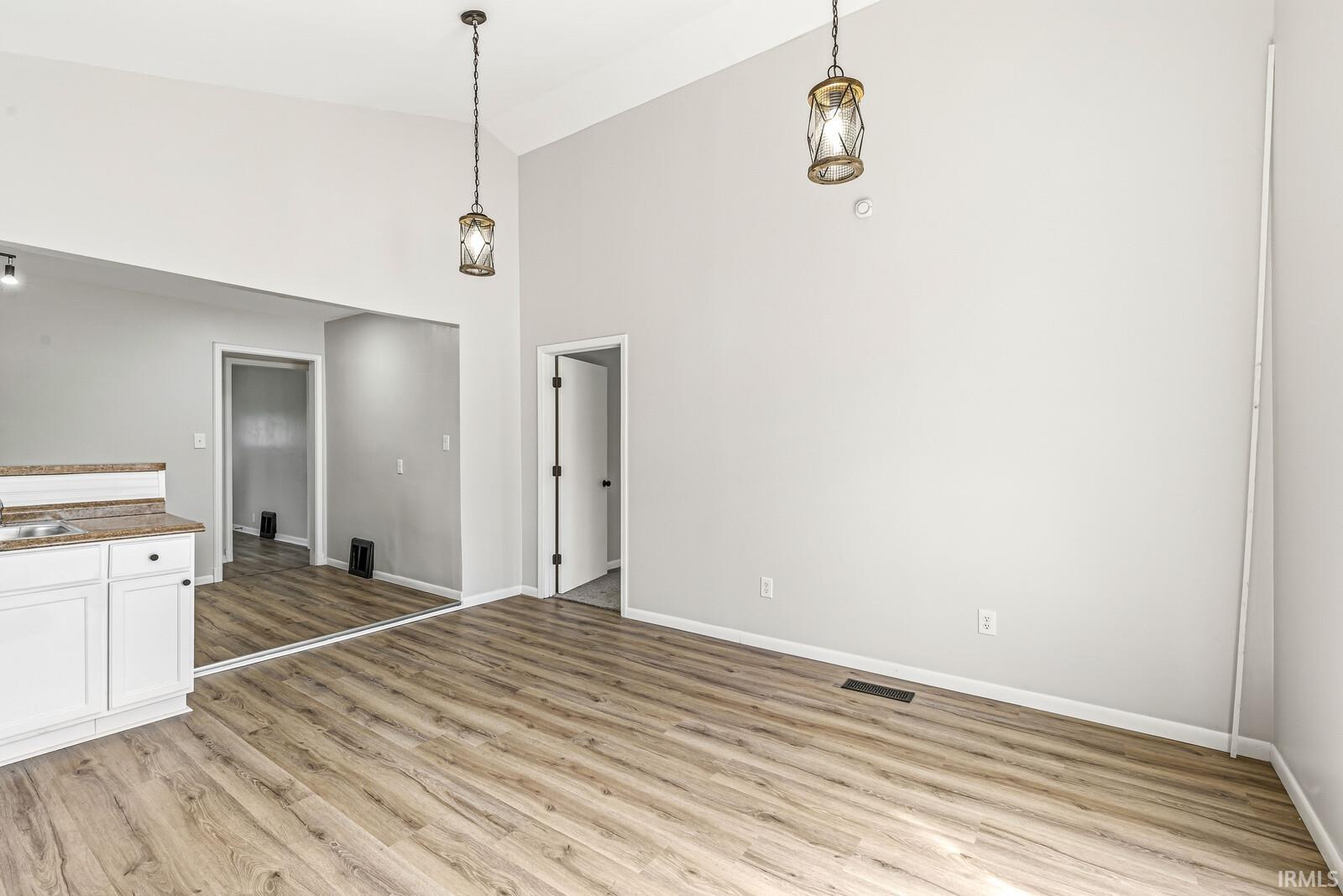23112 Ardmore Trail