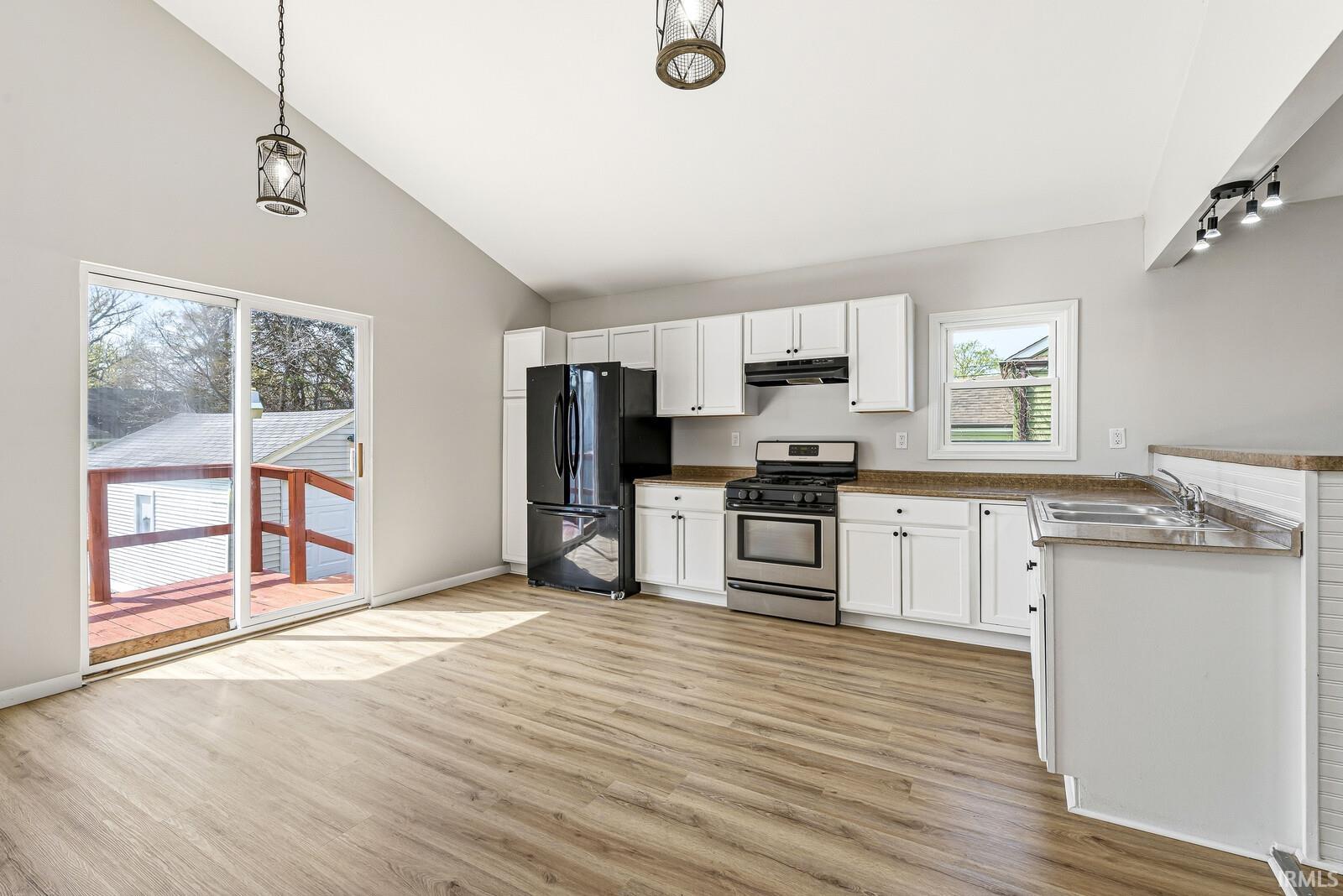 23112 Ardmore Trail