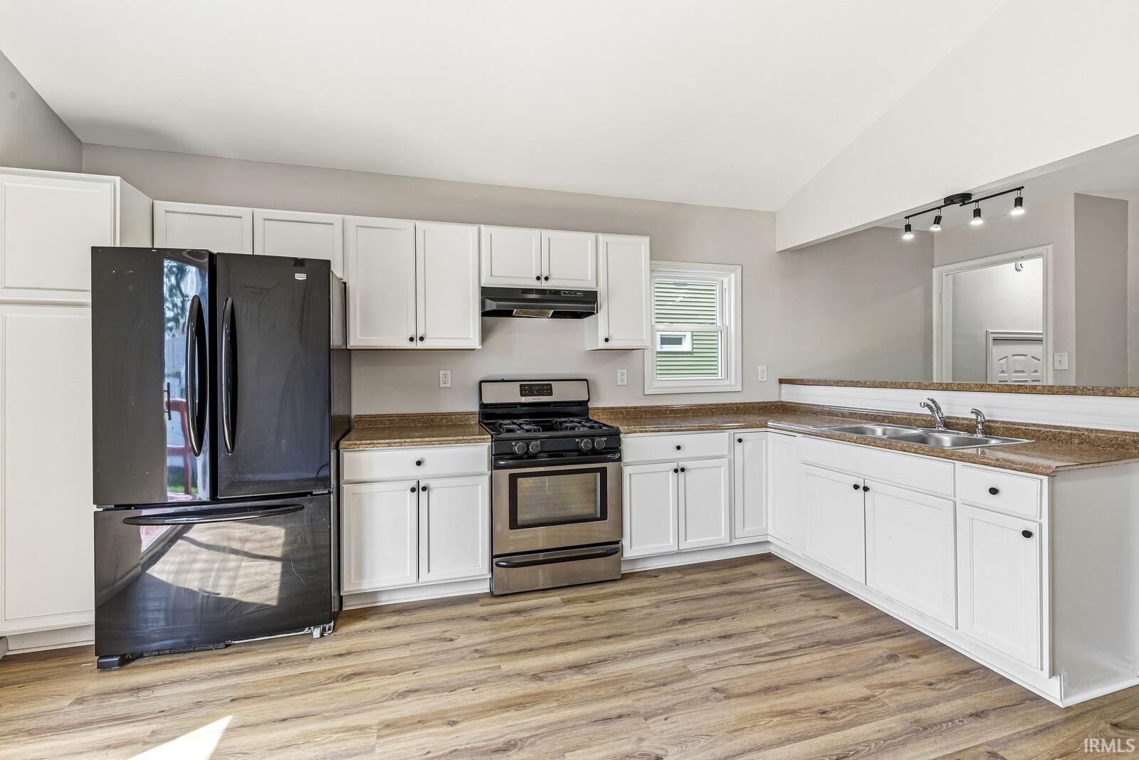 23112 Ardmore Trail