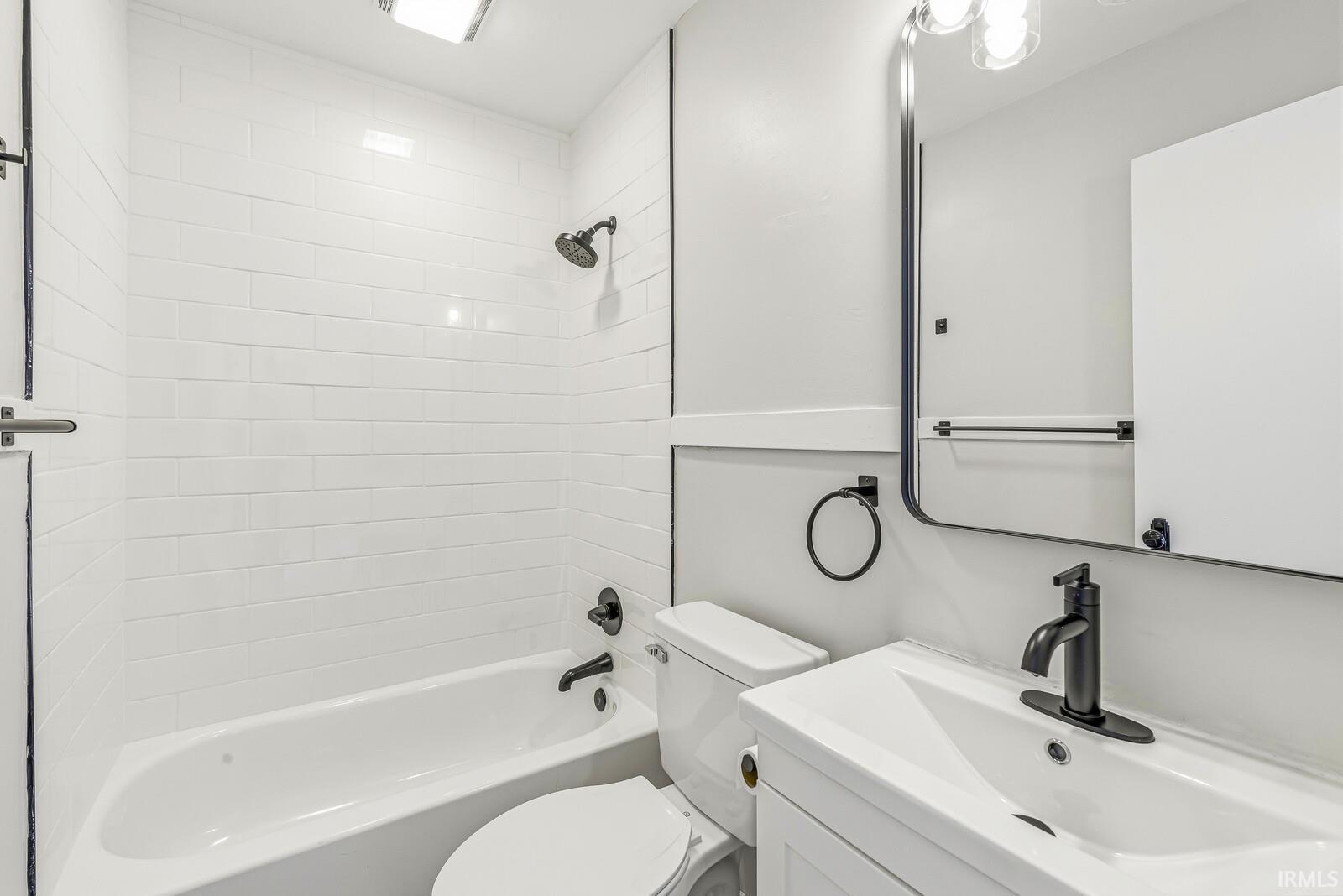 23112 Ardmore Trail