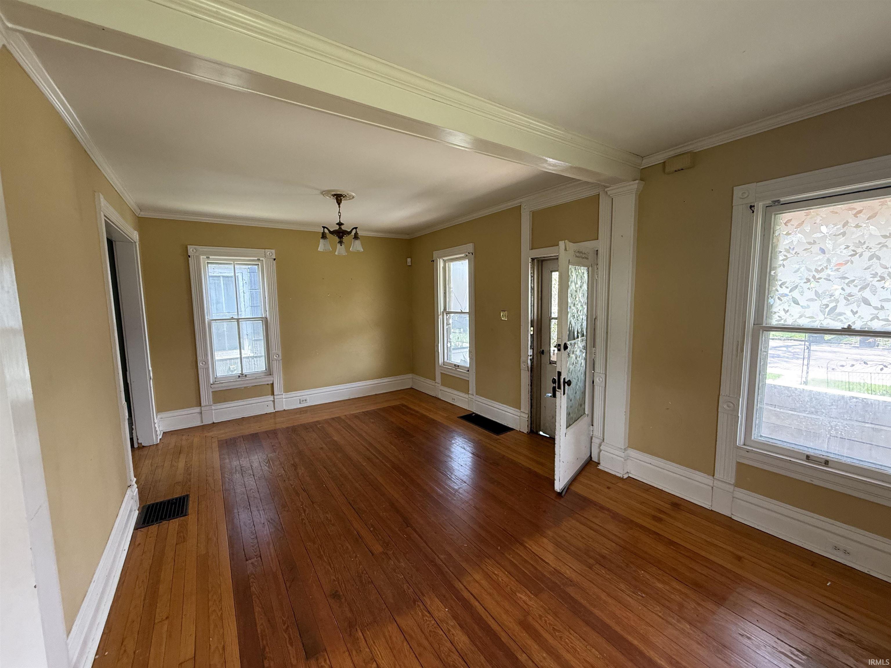 319 W Madison Street