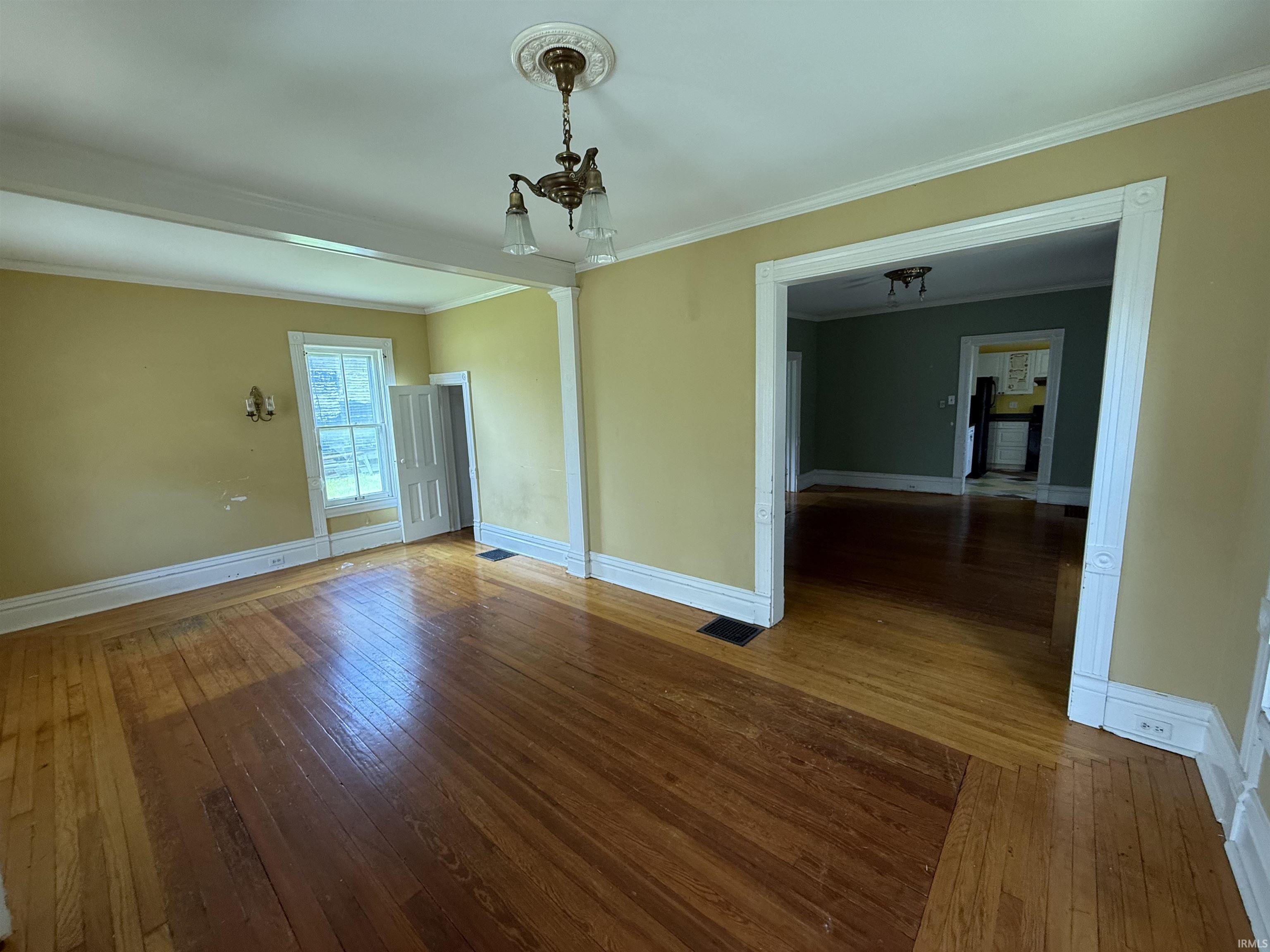 319 W Madison Street