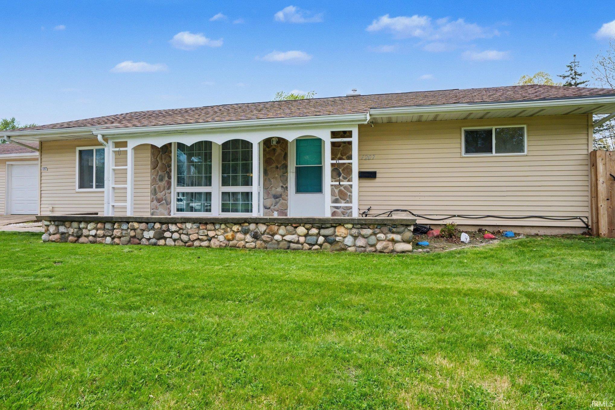 1207 Manchester Drive