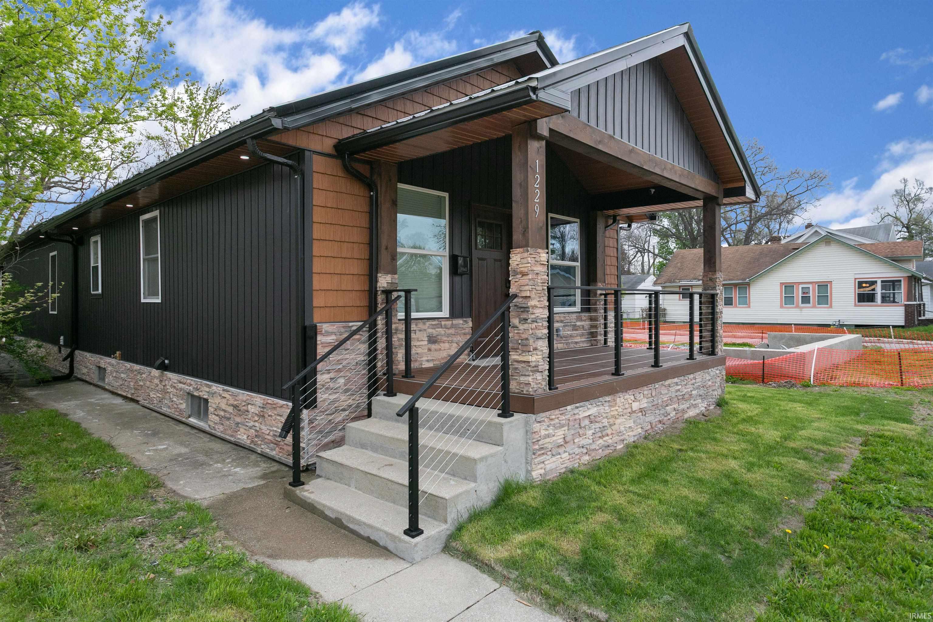 1229 Miner Street