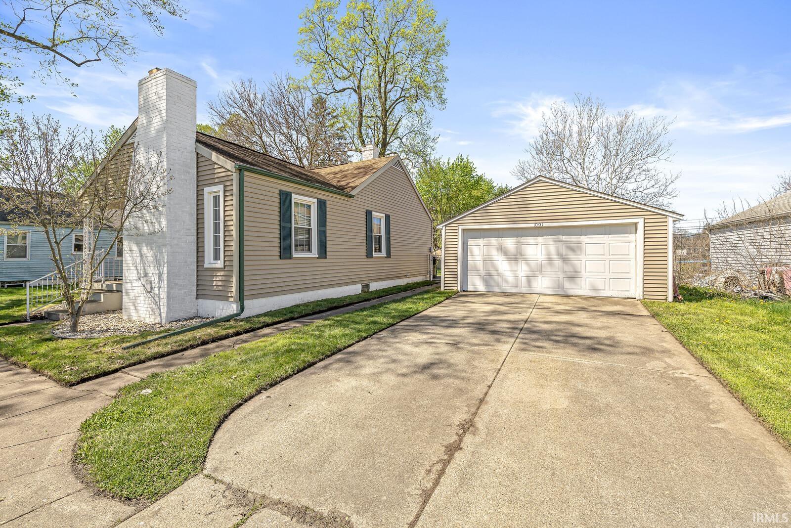 1001 S Lombardy Drive