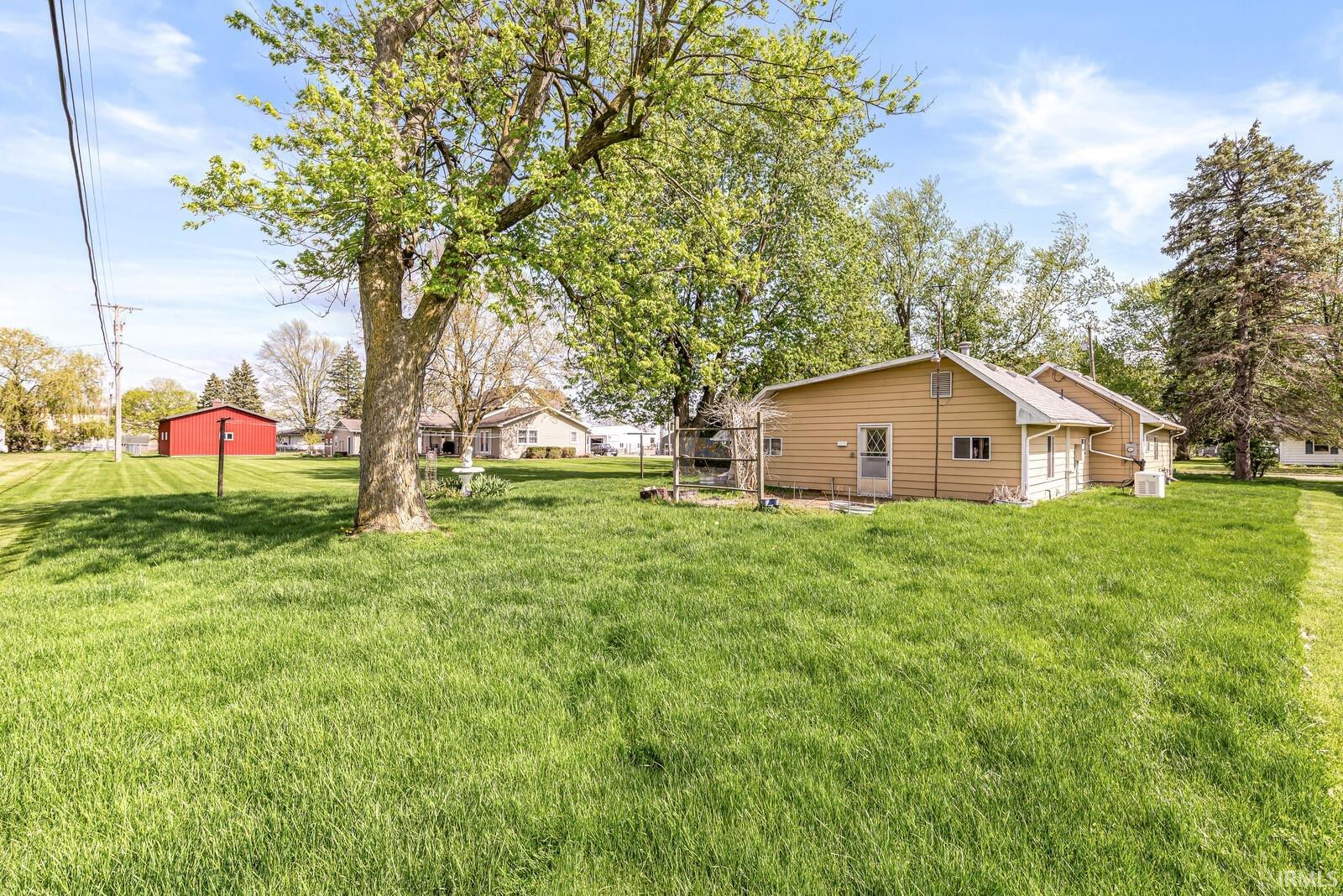 521 E Lincioln Street