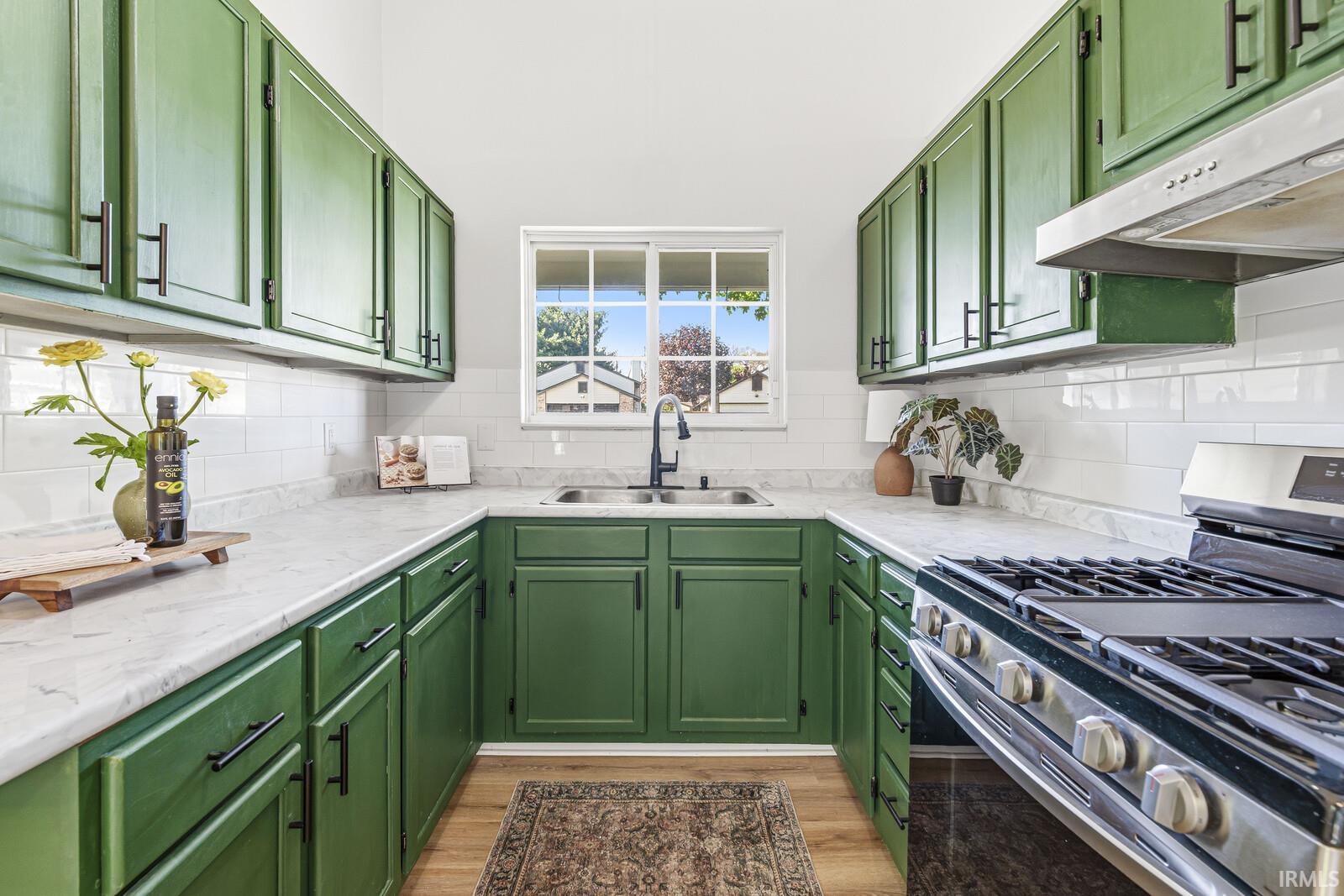 1828 Woodland Drive
