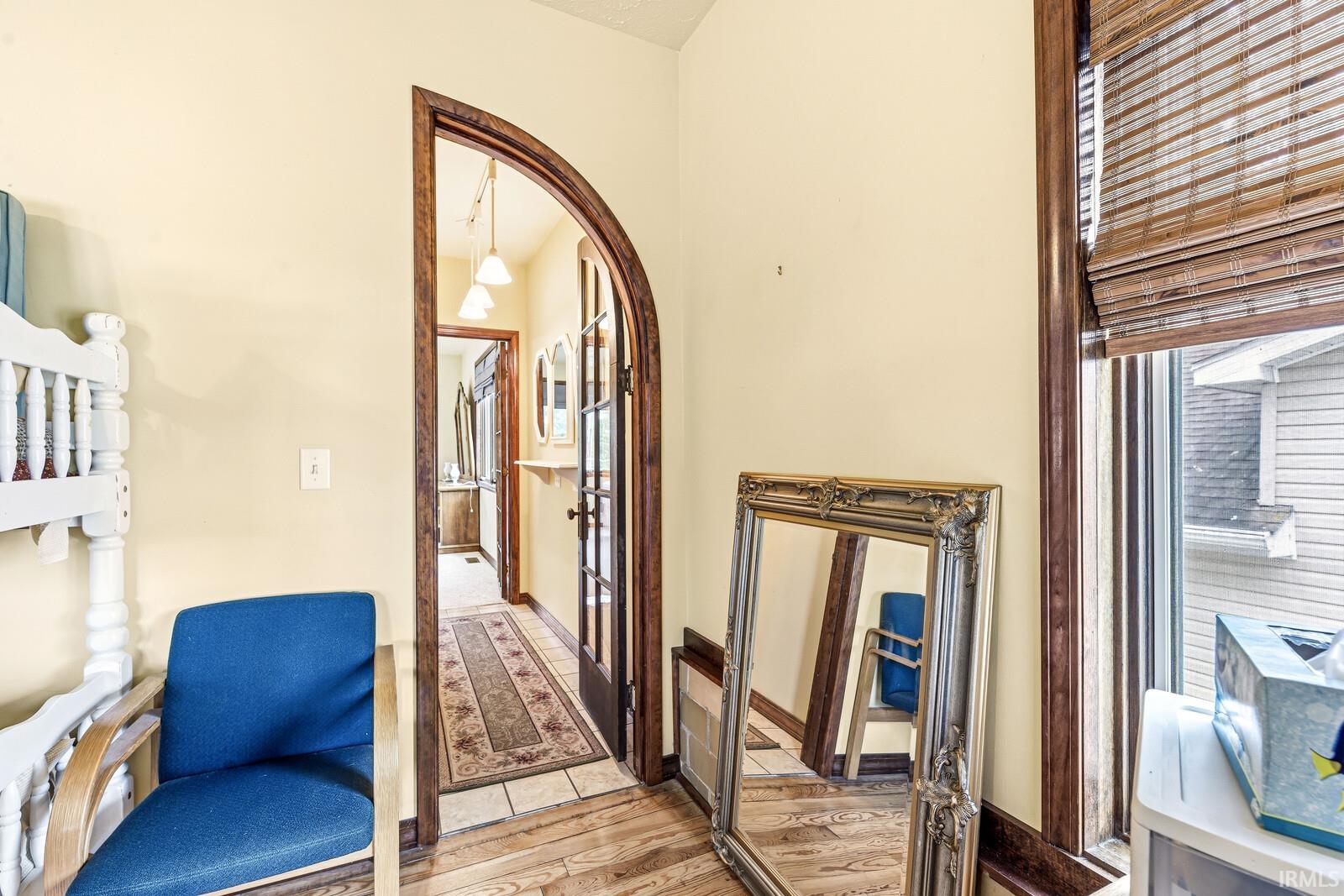 3717 Lakeshore Drive