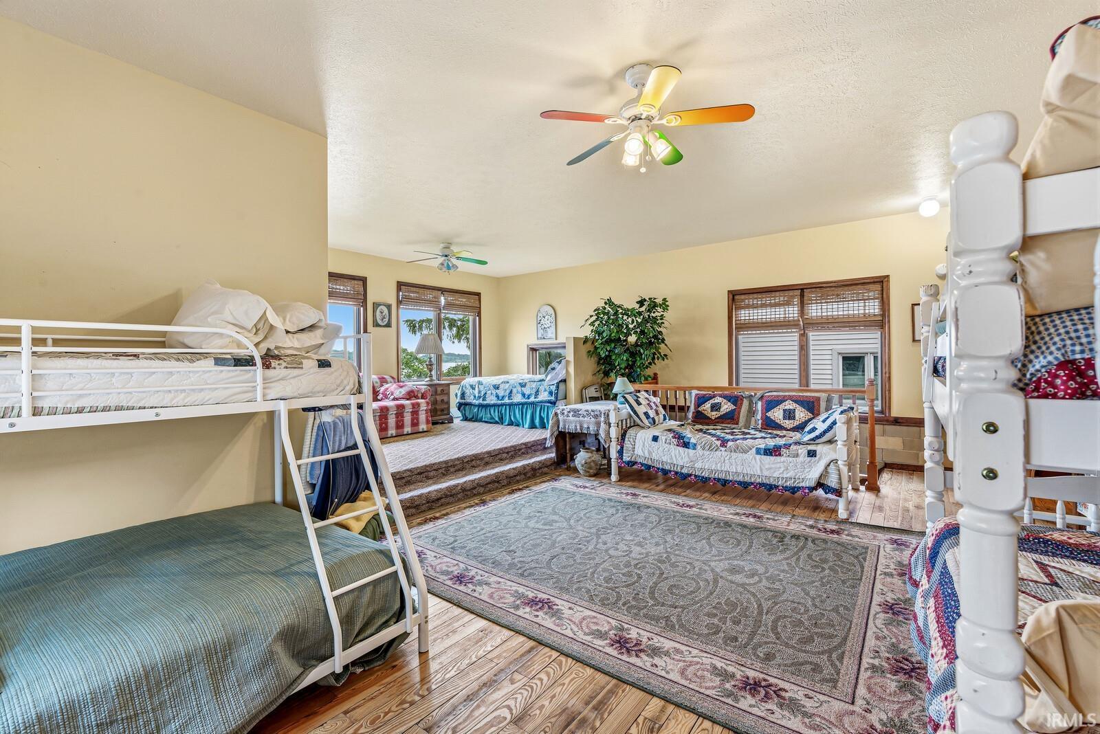 3717 Lakeshore Drive