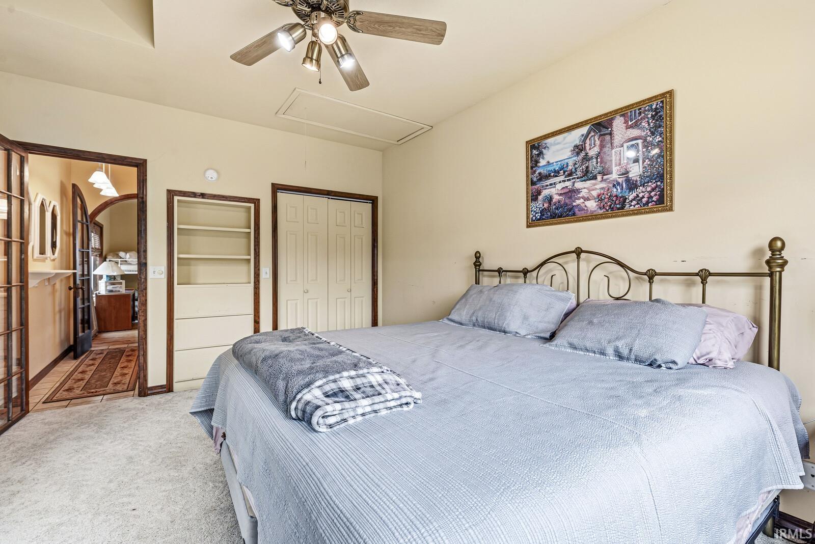 3717 Lakeshore Drive