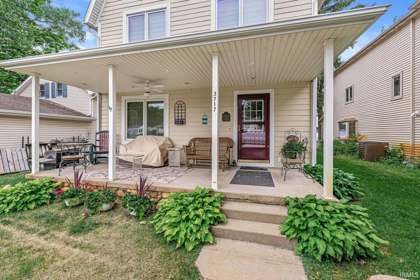 3717 Lakeshore Drive