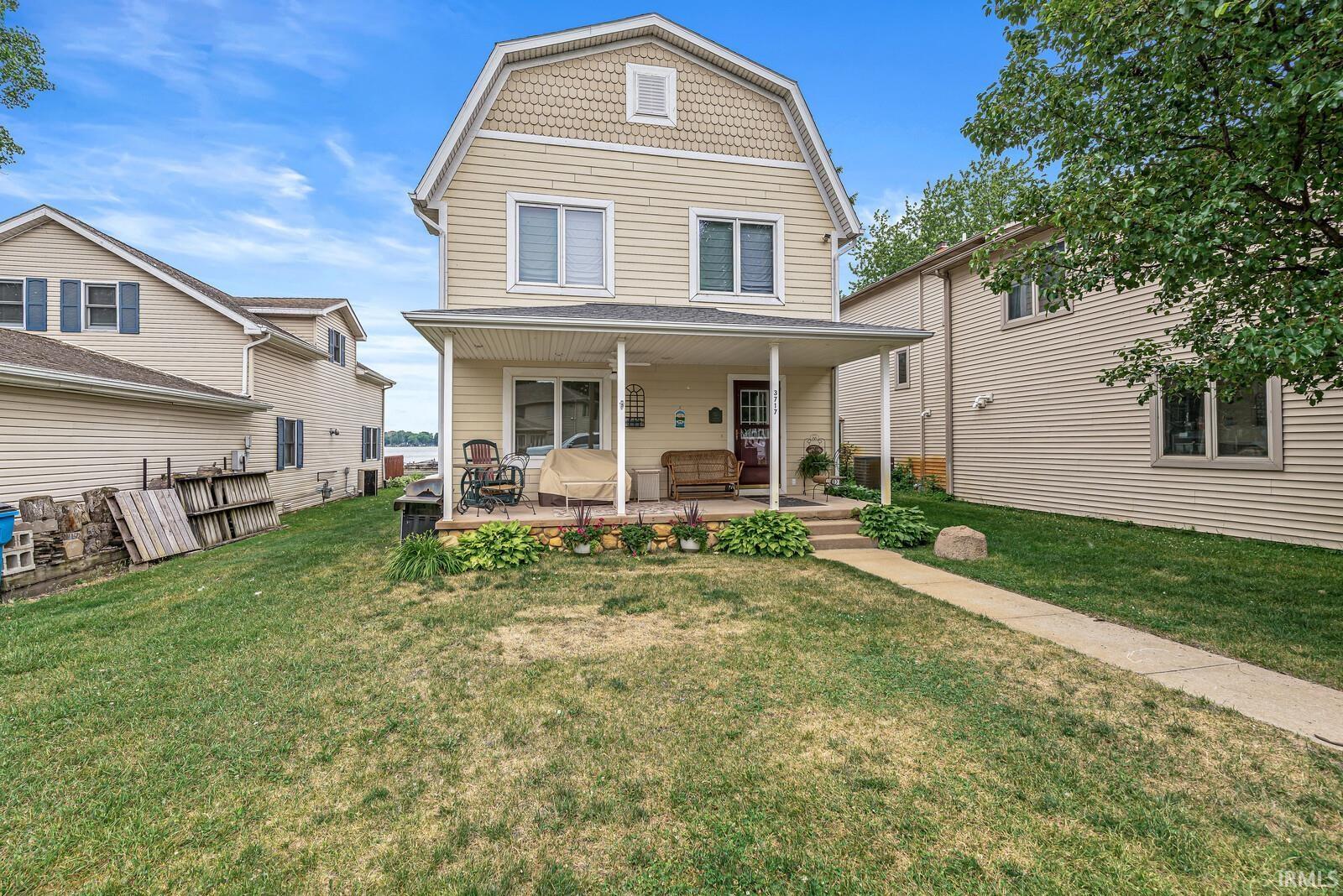 3717 Lakeshore Drive