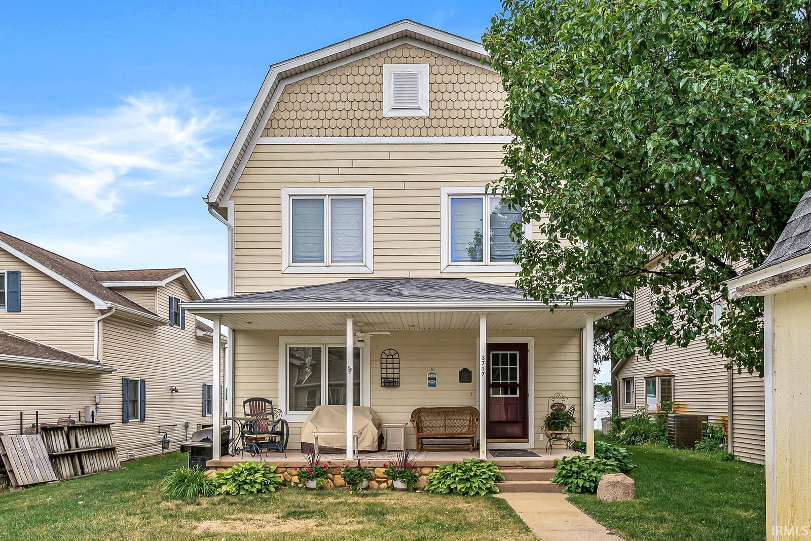 3717 Lakeshore Drive