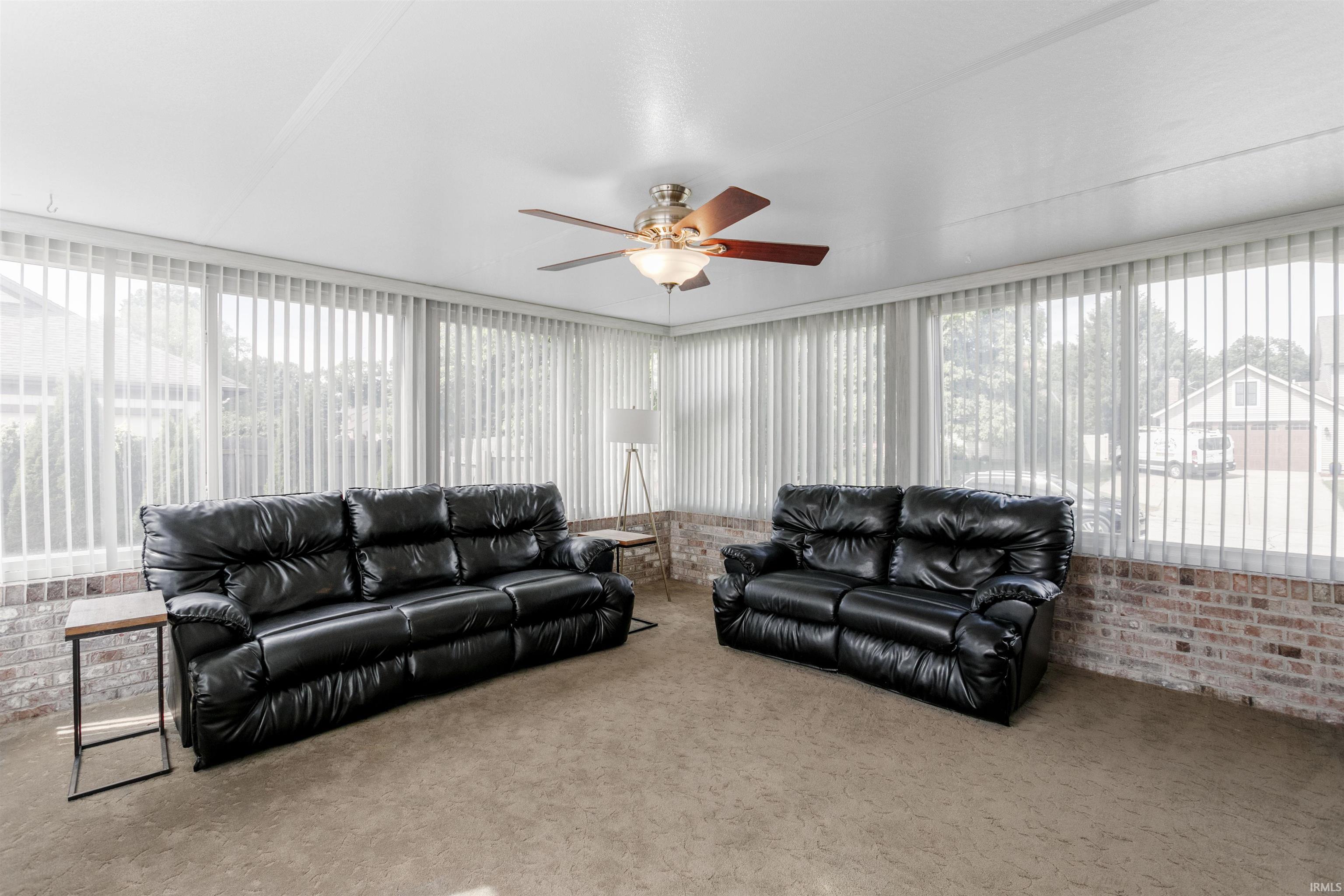 11901 Buttercup Lane