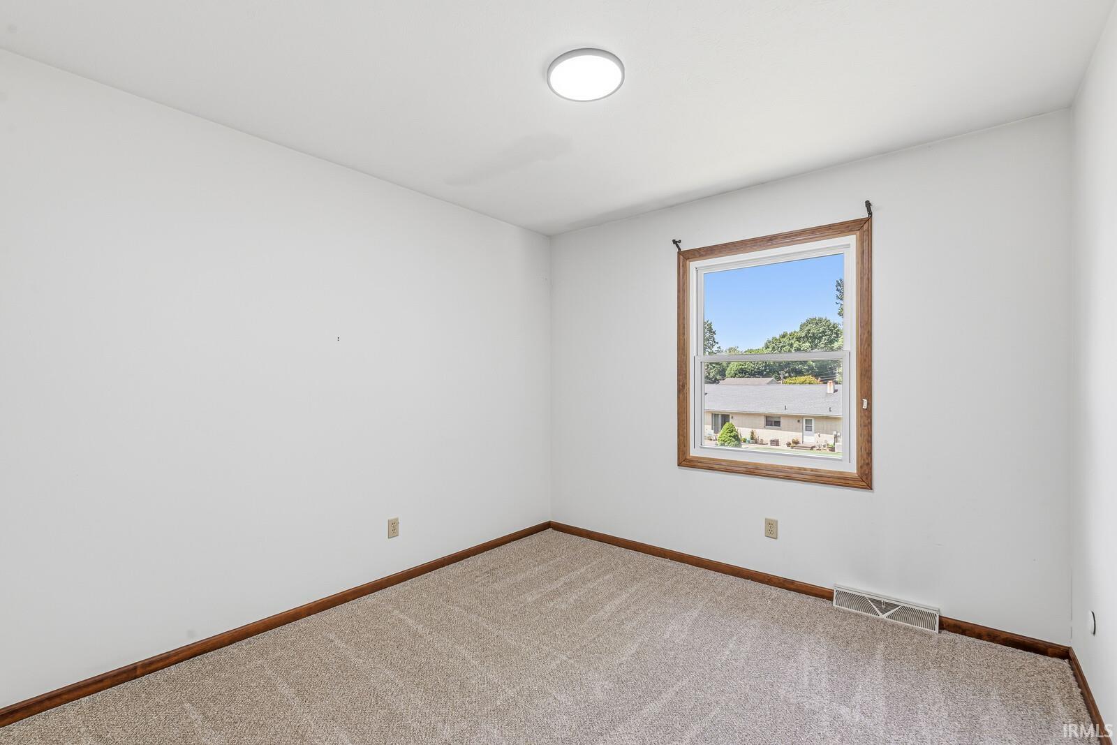 5611 Cape Cod Lane