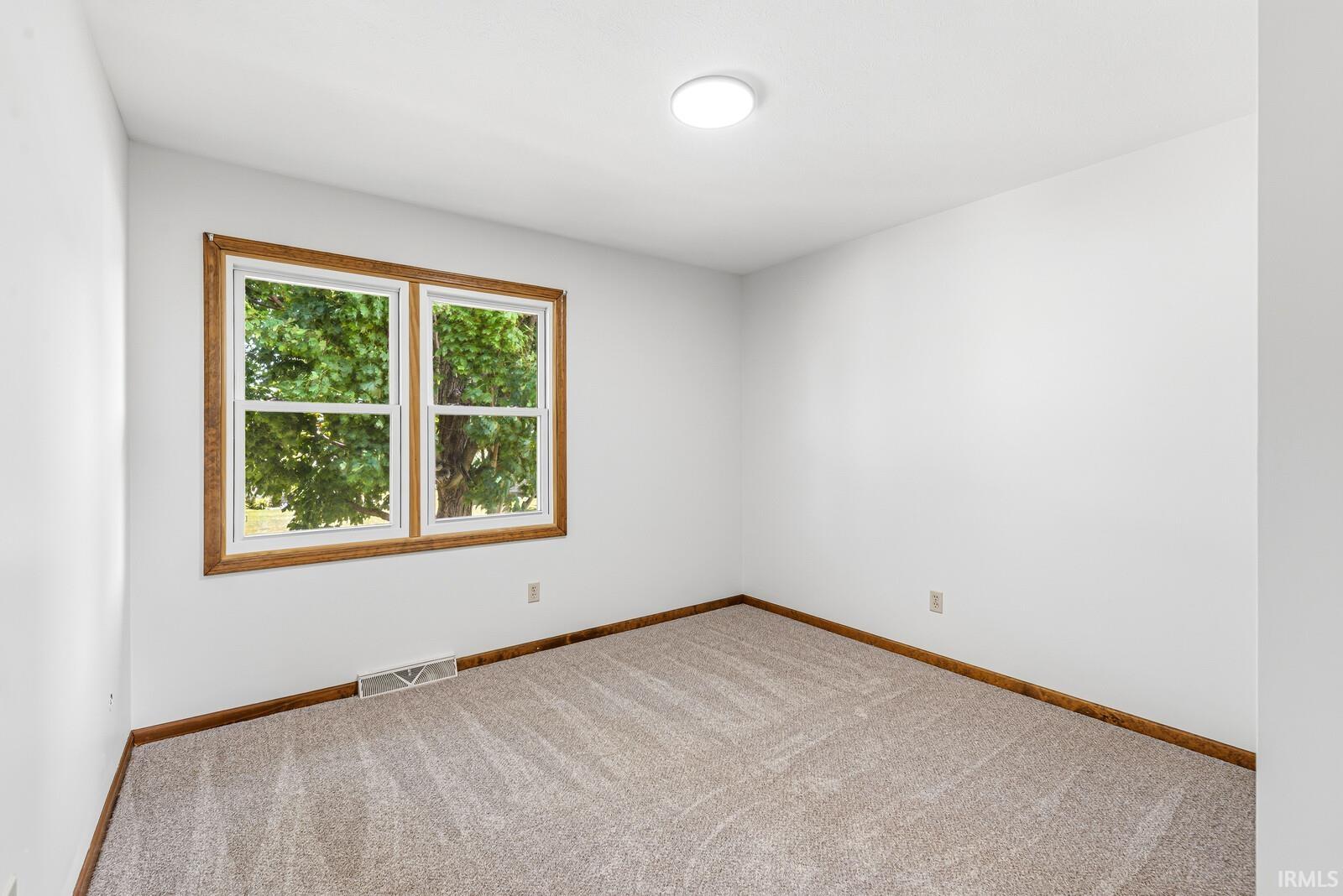 5611 Cape Cod Lane
