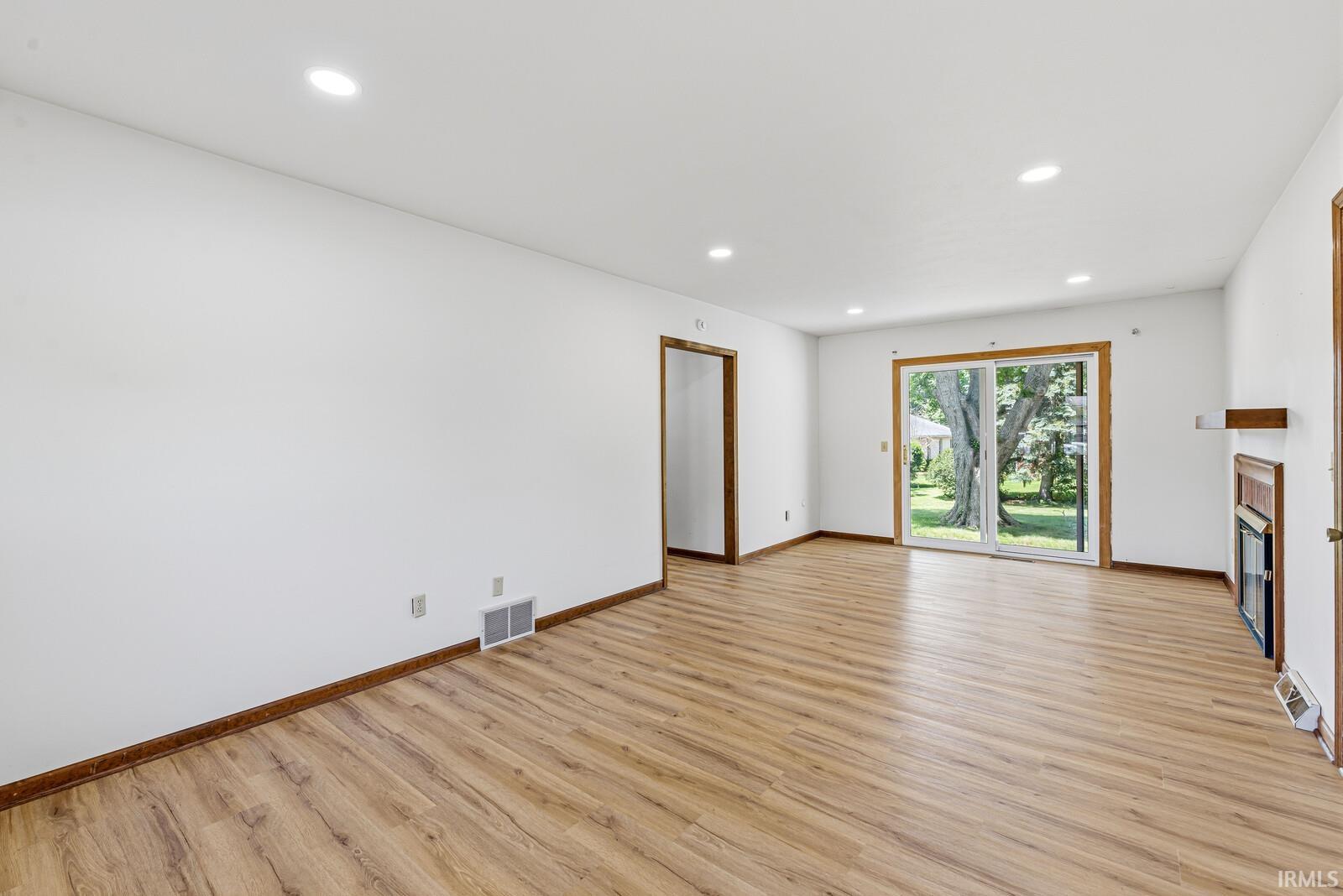 5611 Cape Cod Lane