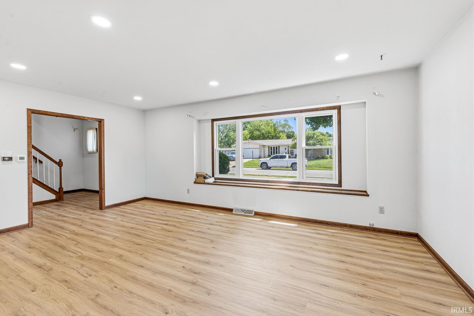 5611 Cape Cod Lane