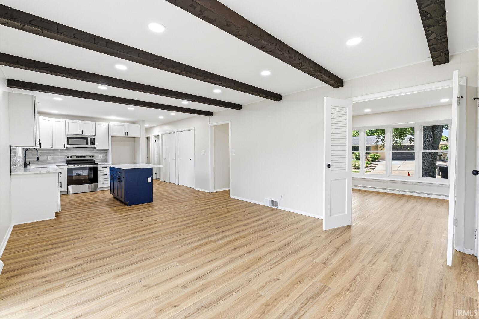 126 Woodhill Lane