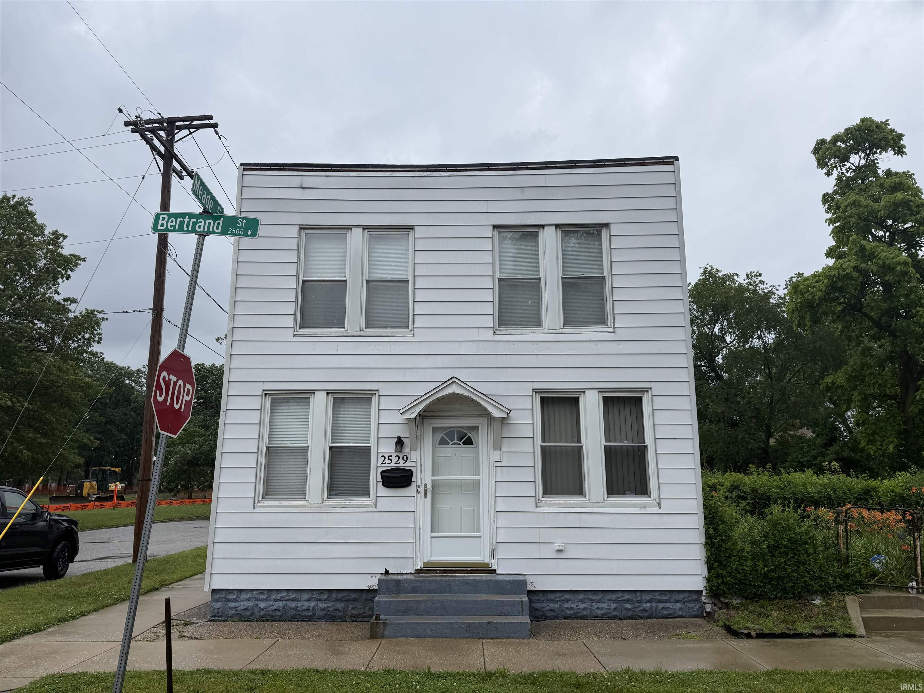 2529 Bertrand Street