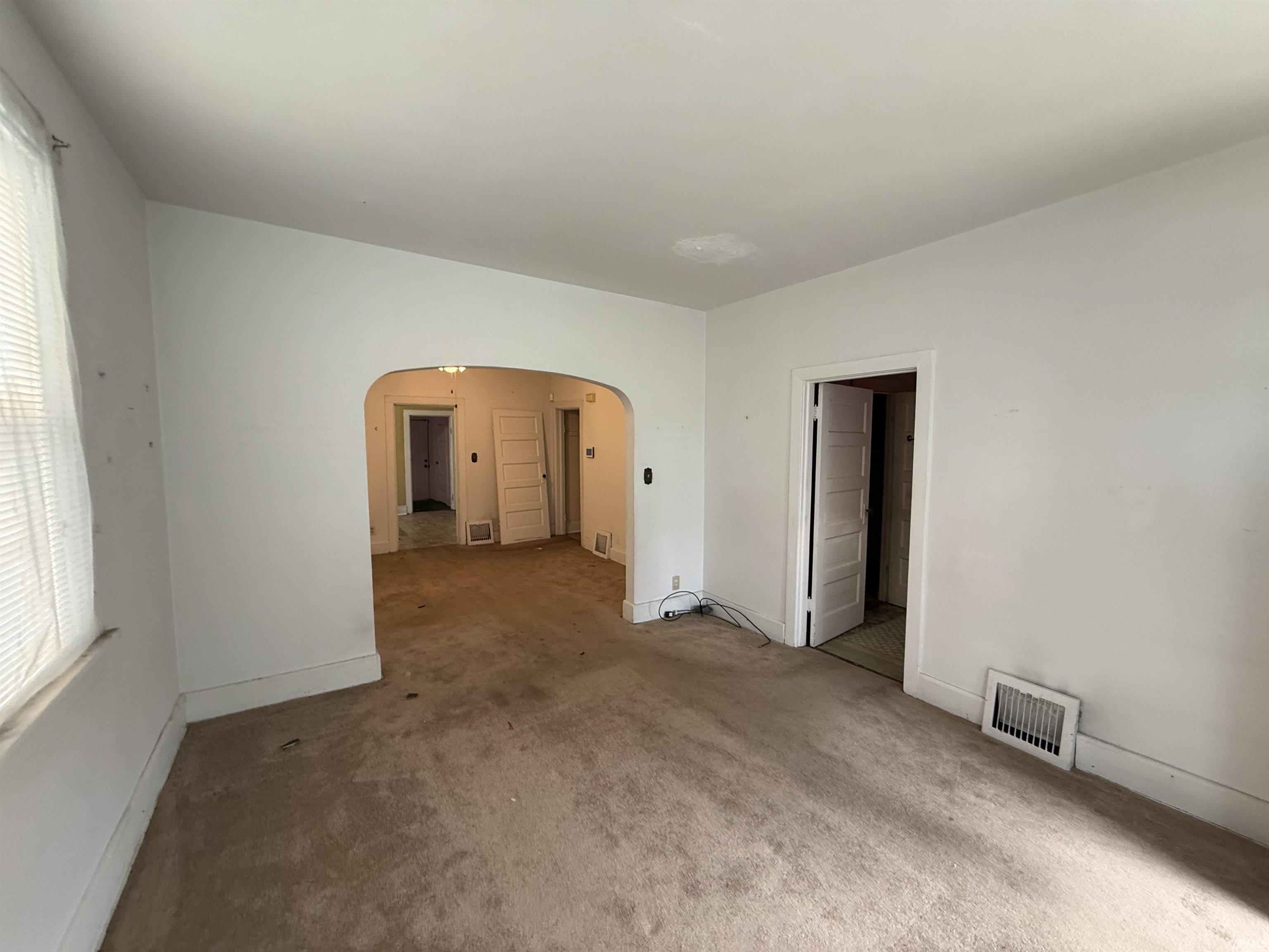 2529 Bertrand Street