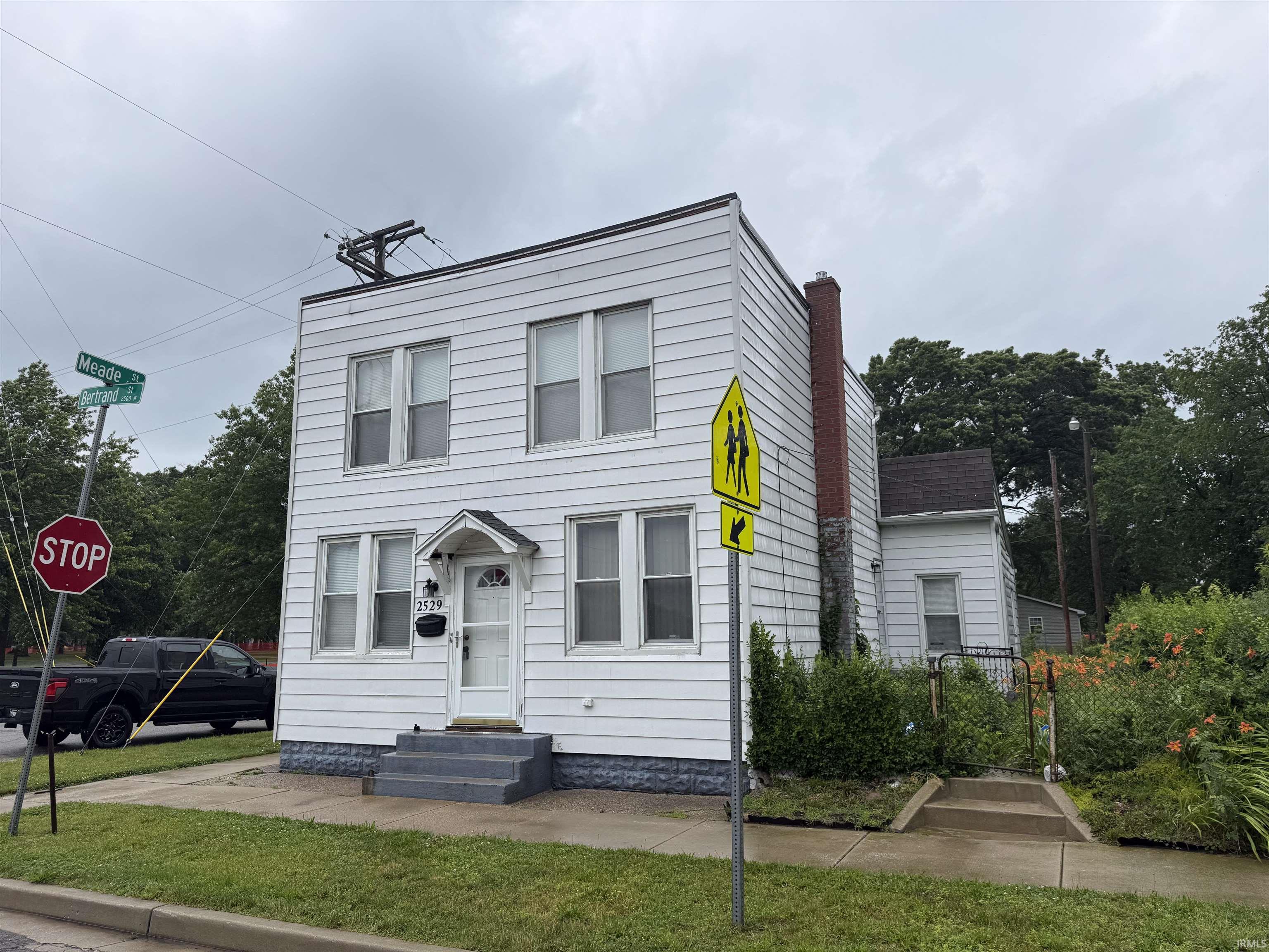 2529 Bertrand Street